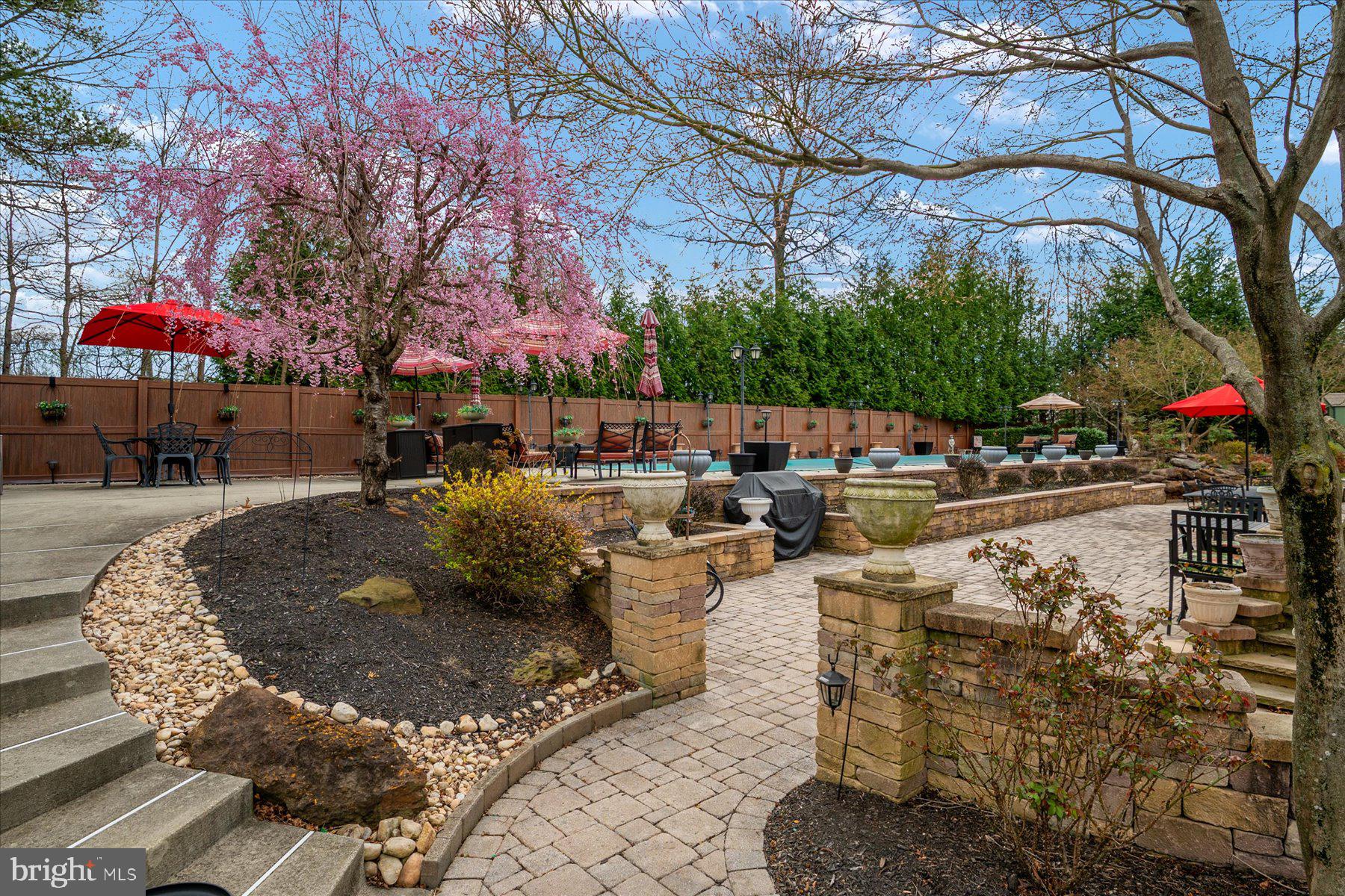 GREENSPRING - Residential