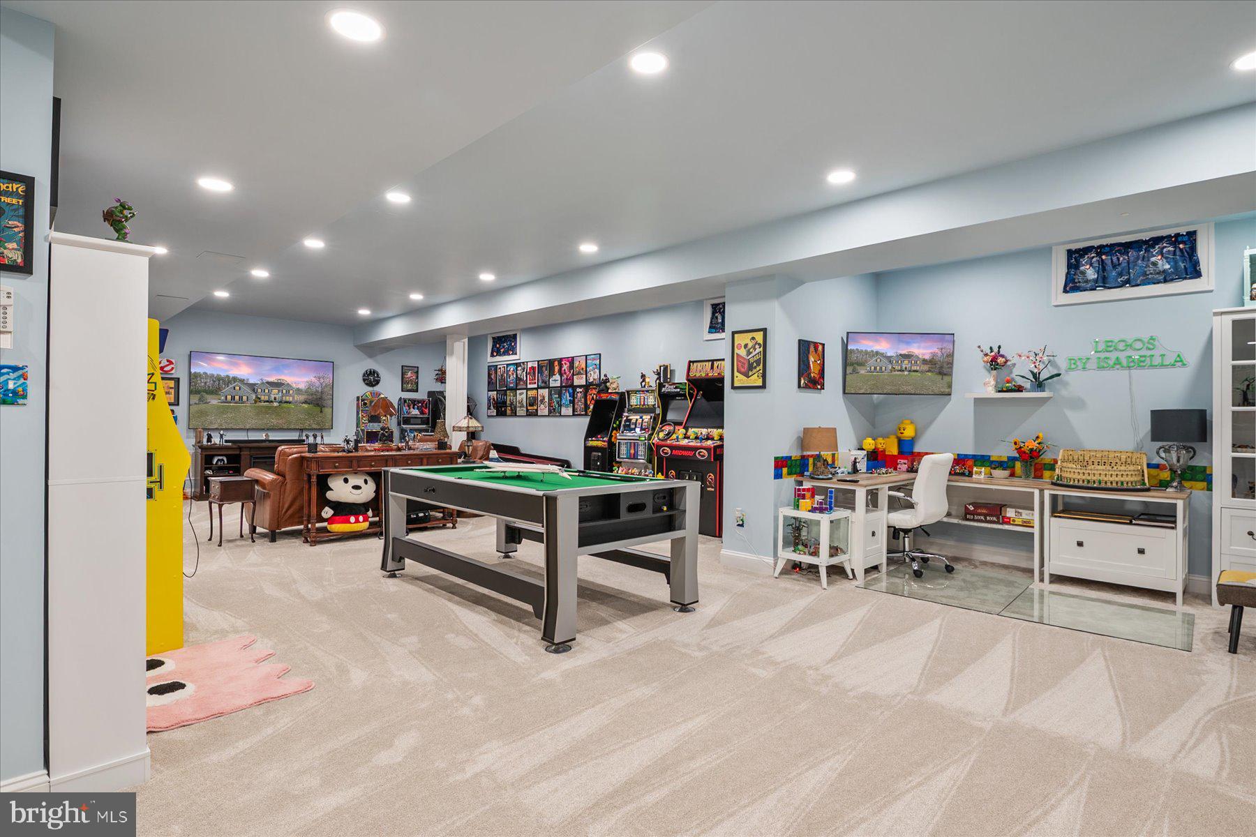 GREENSPRING - Residential