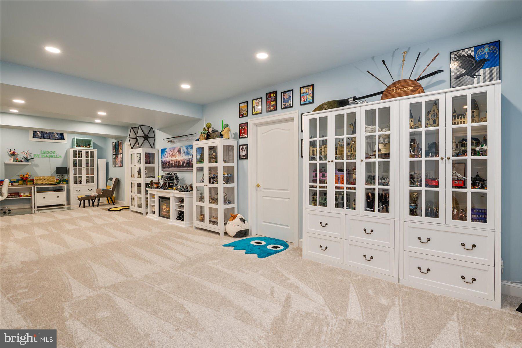 GREENSPRING - Residential