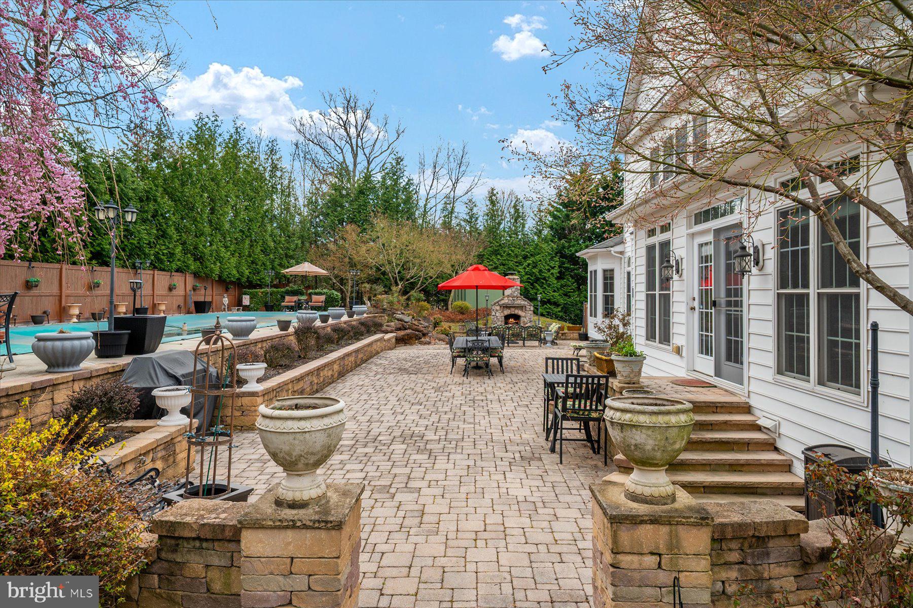 GREENSPRING - Residential