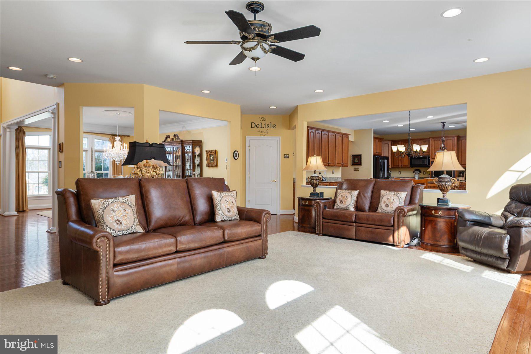 GREENSPRING - Residential