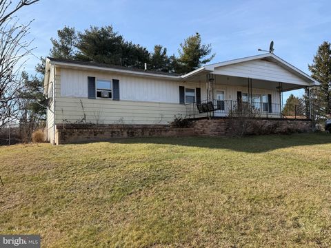 150 HANNAS ROAD ROMNEY WV 26757