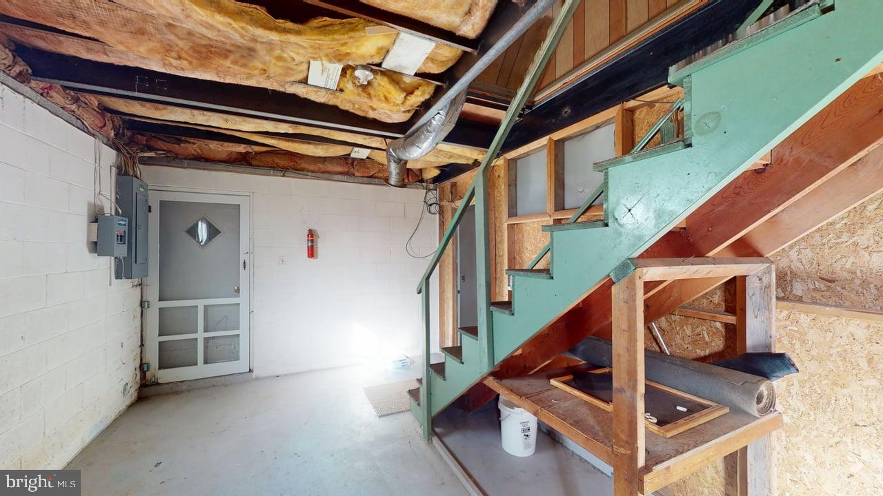 OLD SUNRISE SUMMIT - Residential