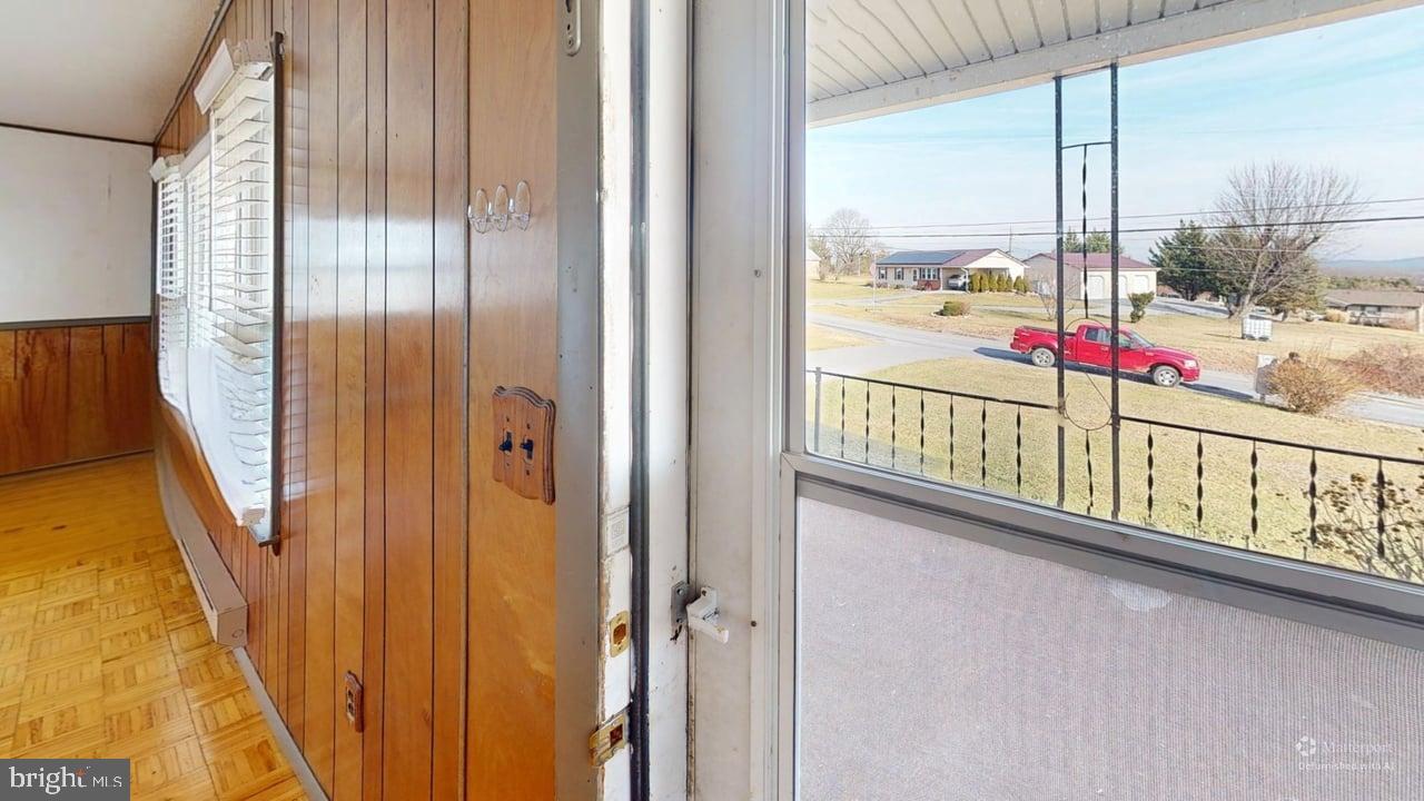 OLD SUNRISE SUMMIT - Residential