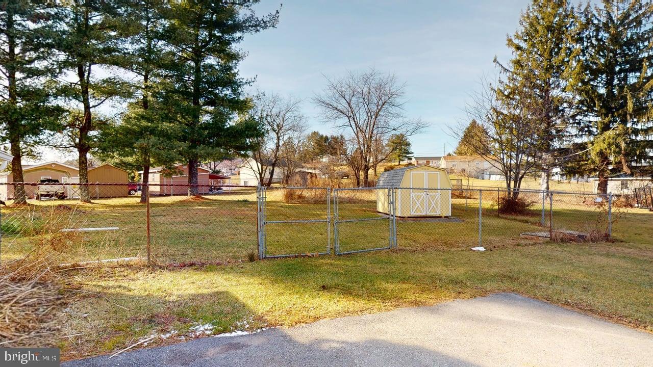 OLD SUNRISE SUMMIT - Residential