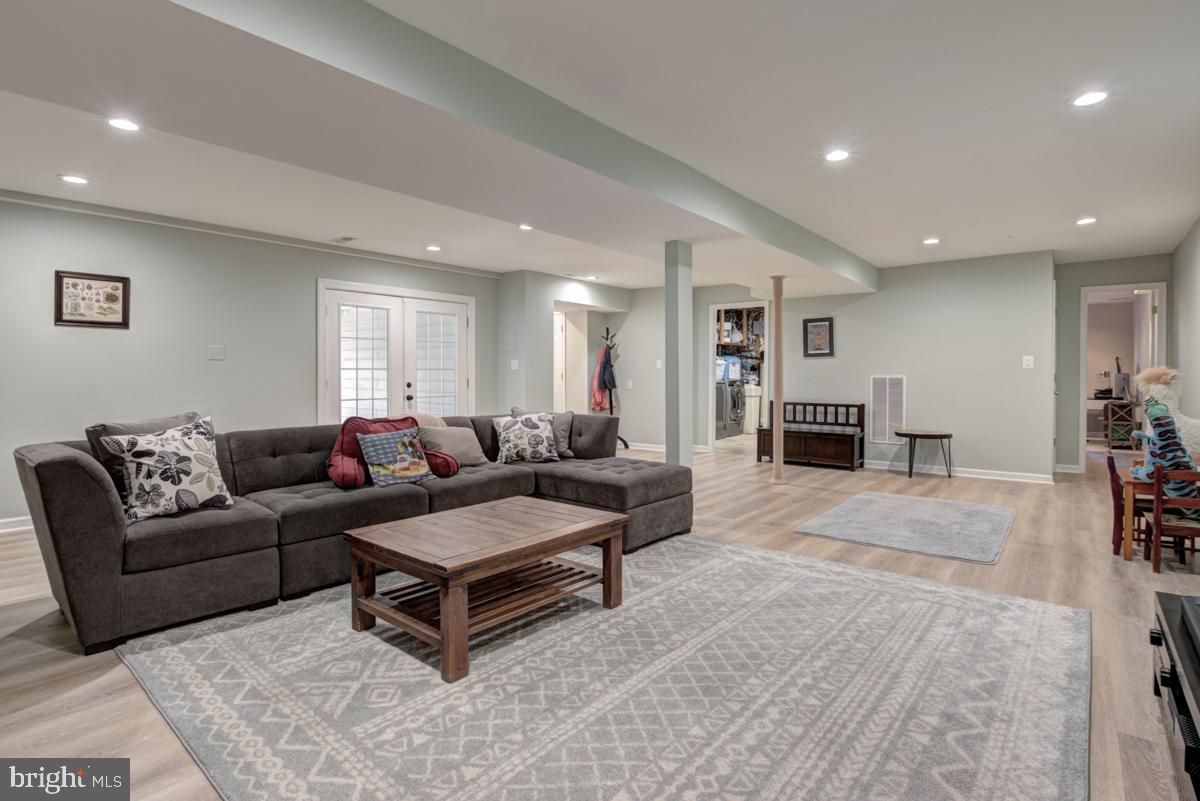 NEW HOPE - Residential