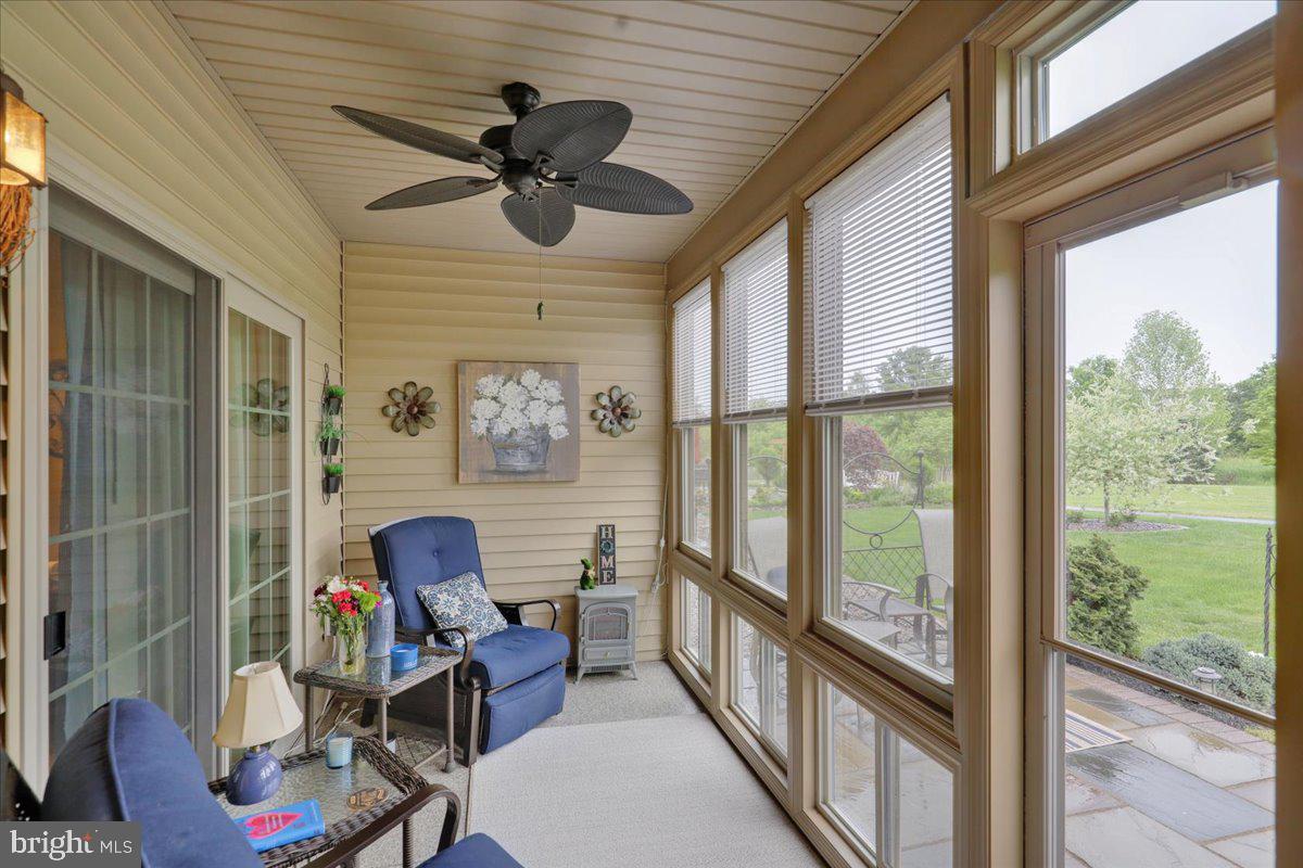 BRIAR LAKE - Residential