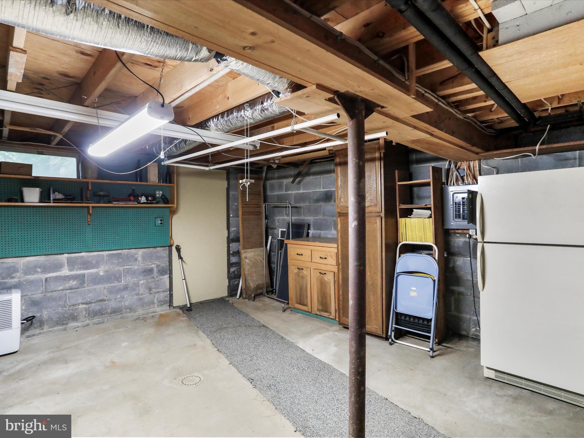 WEST END - Residential