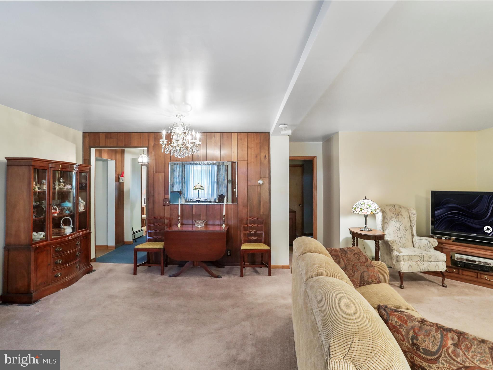 WEST END - Residential