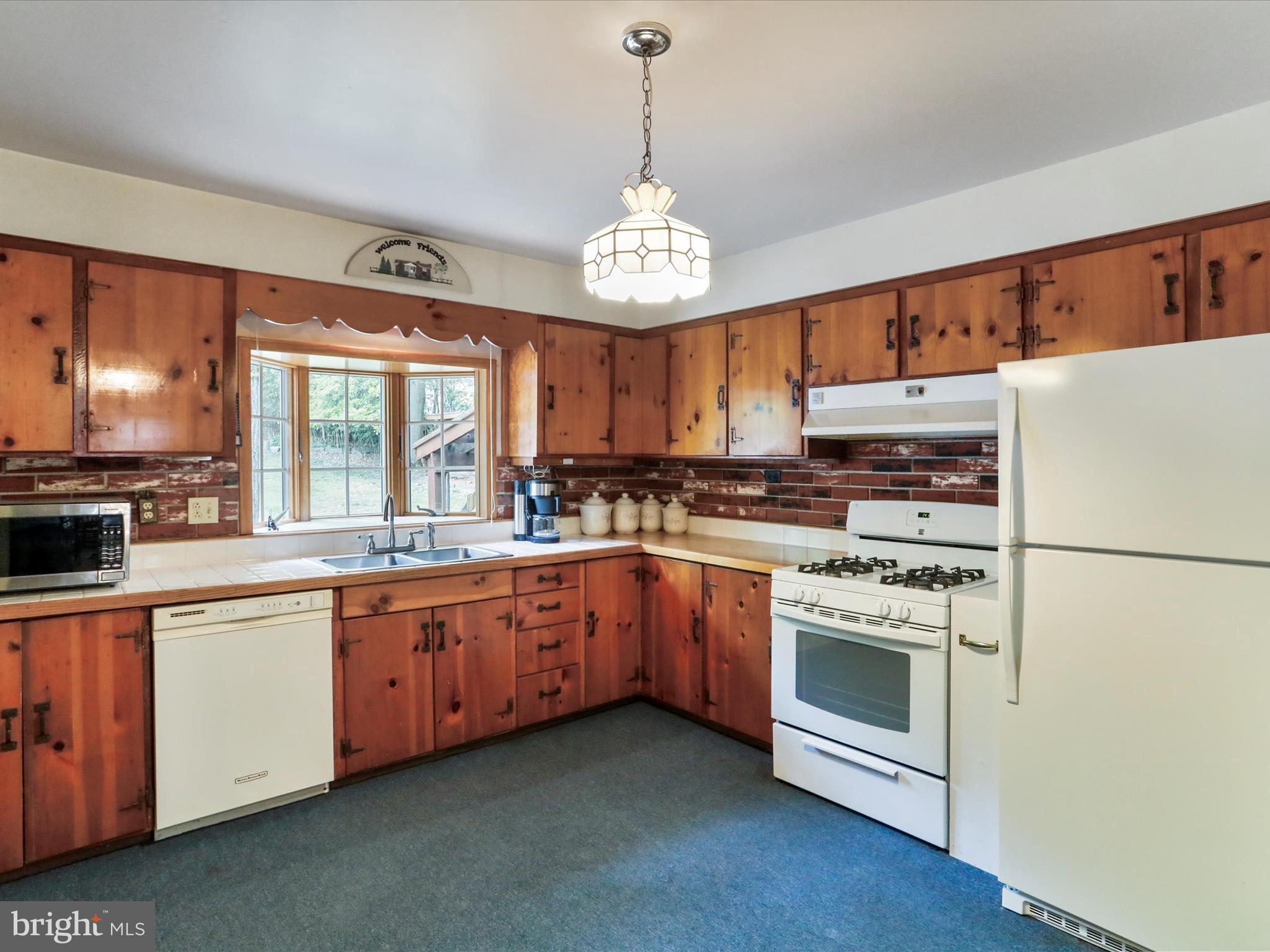 WEST END - Residential