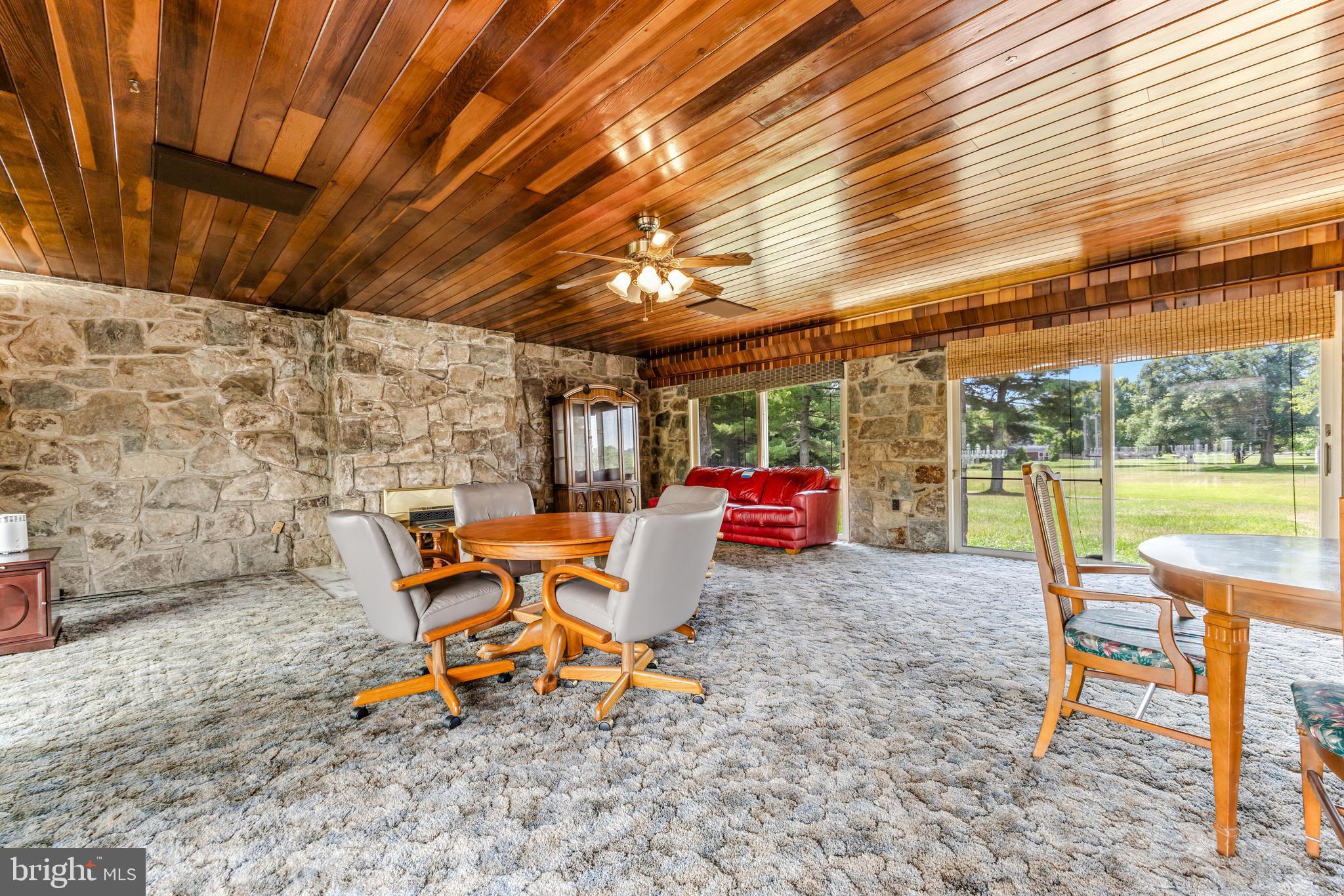 HANSON HILLS - Residential