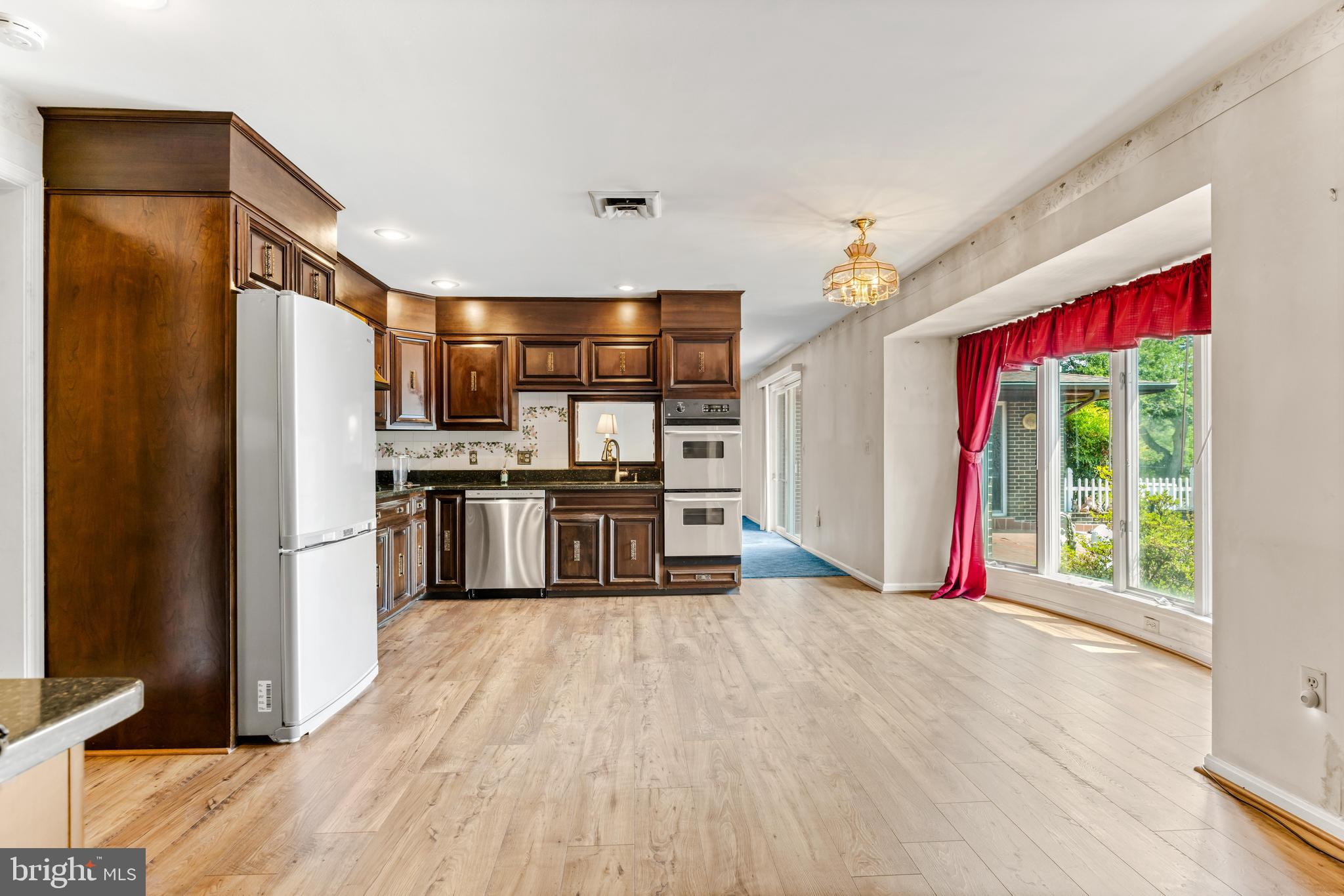 HANSON HILLS - Residential