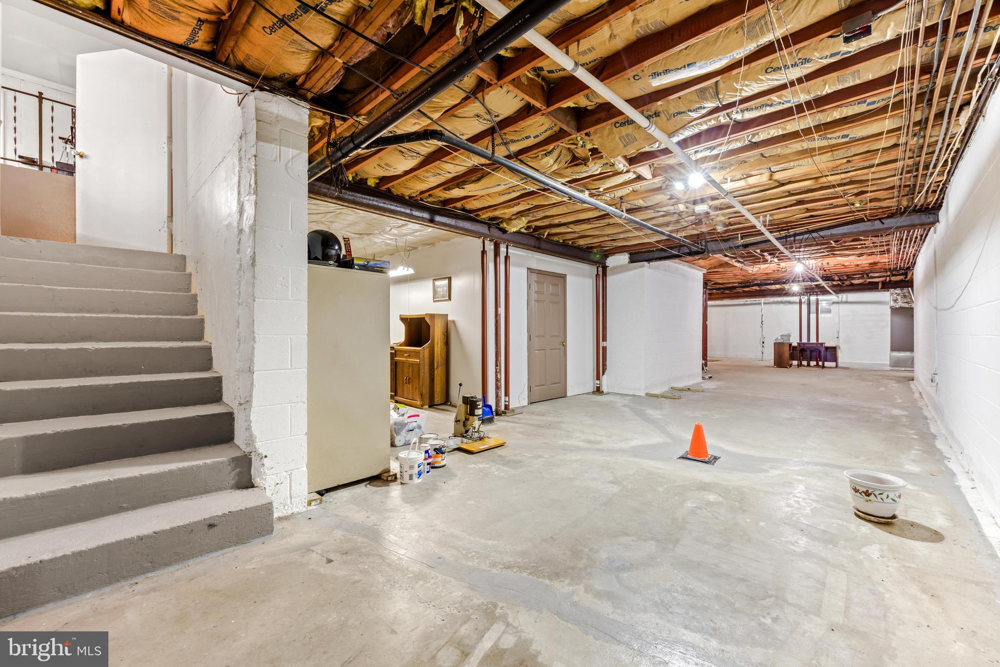 HANSON HILLS - Residential