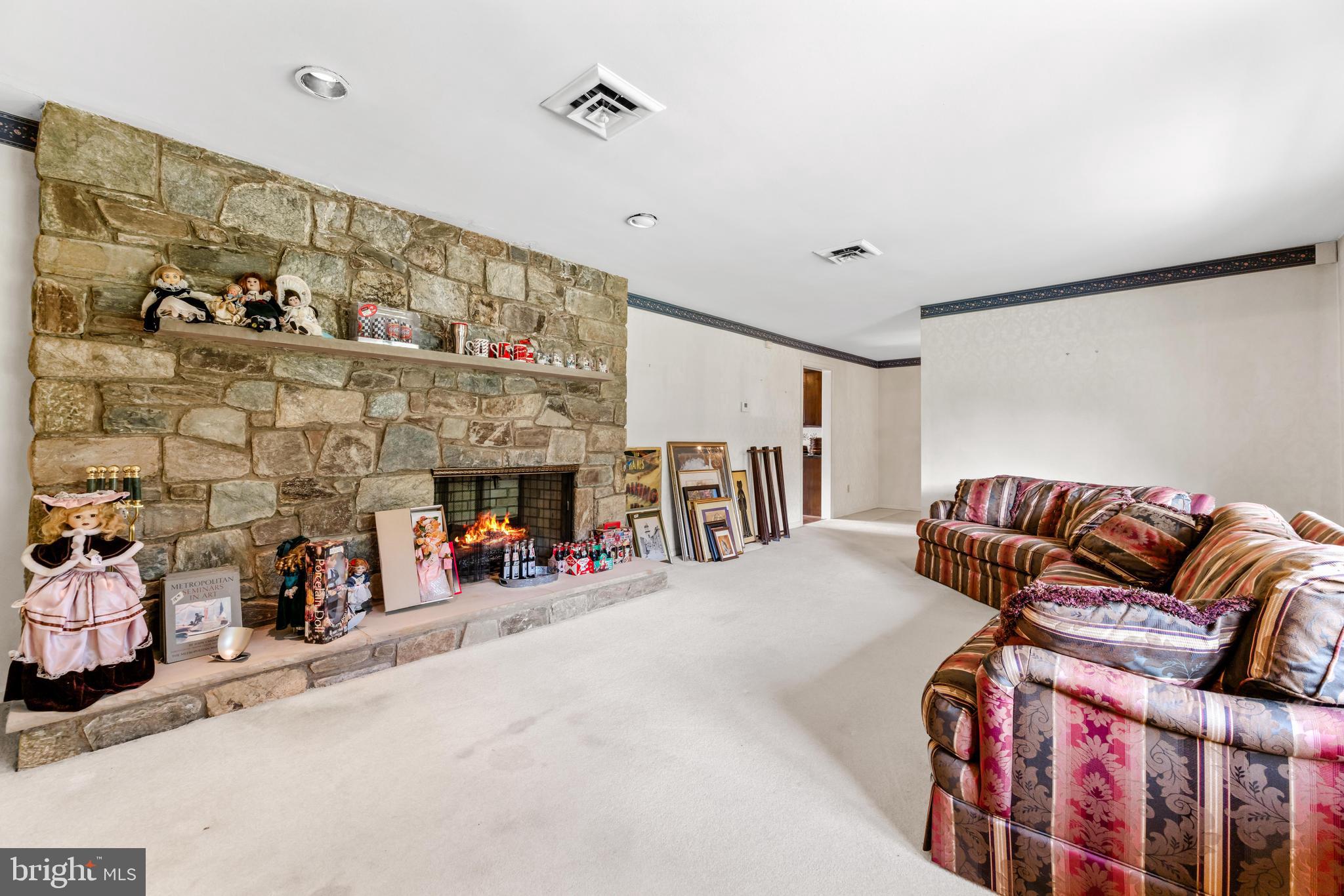 HANSON HILLS - Residential