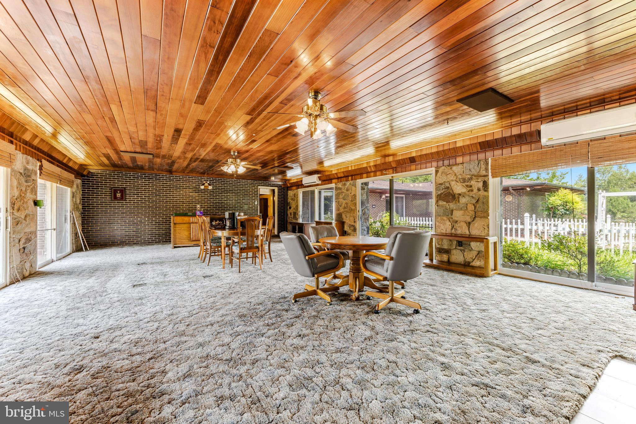 HANSON HILLS - Residential