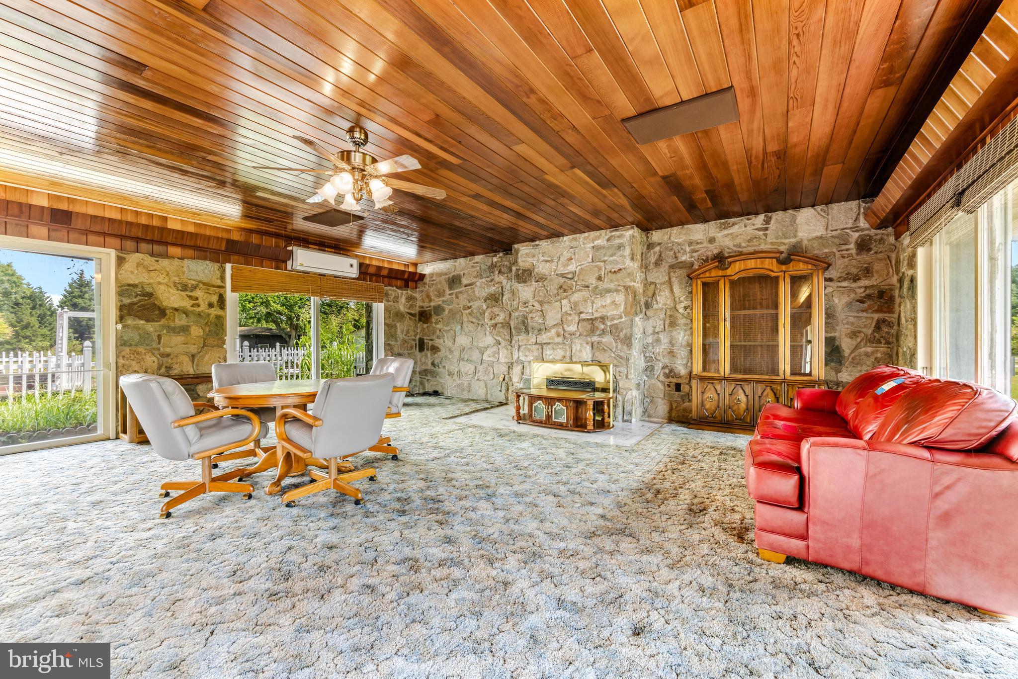 HANSON HILLS - Residential