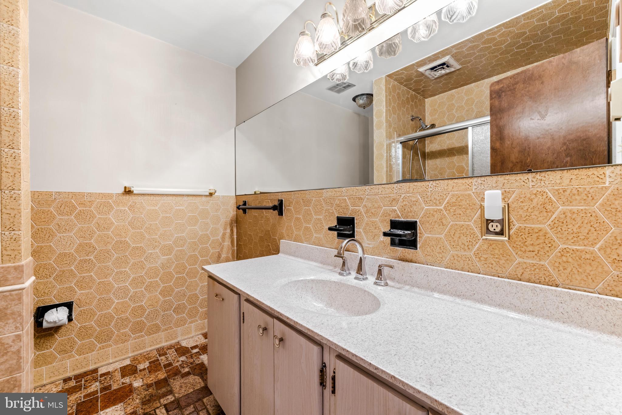 HANSON HILLS - Residential