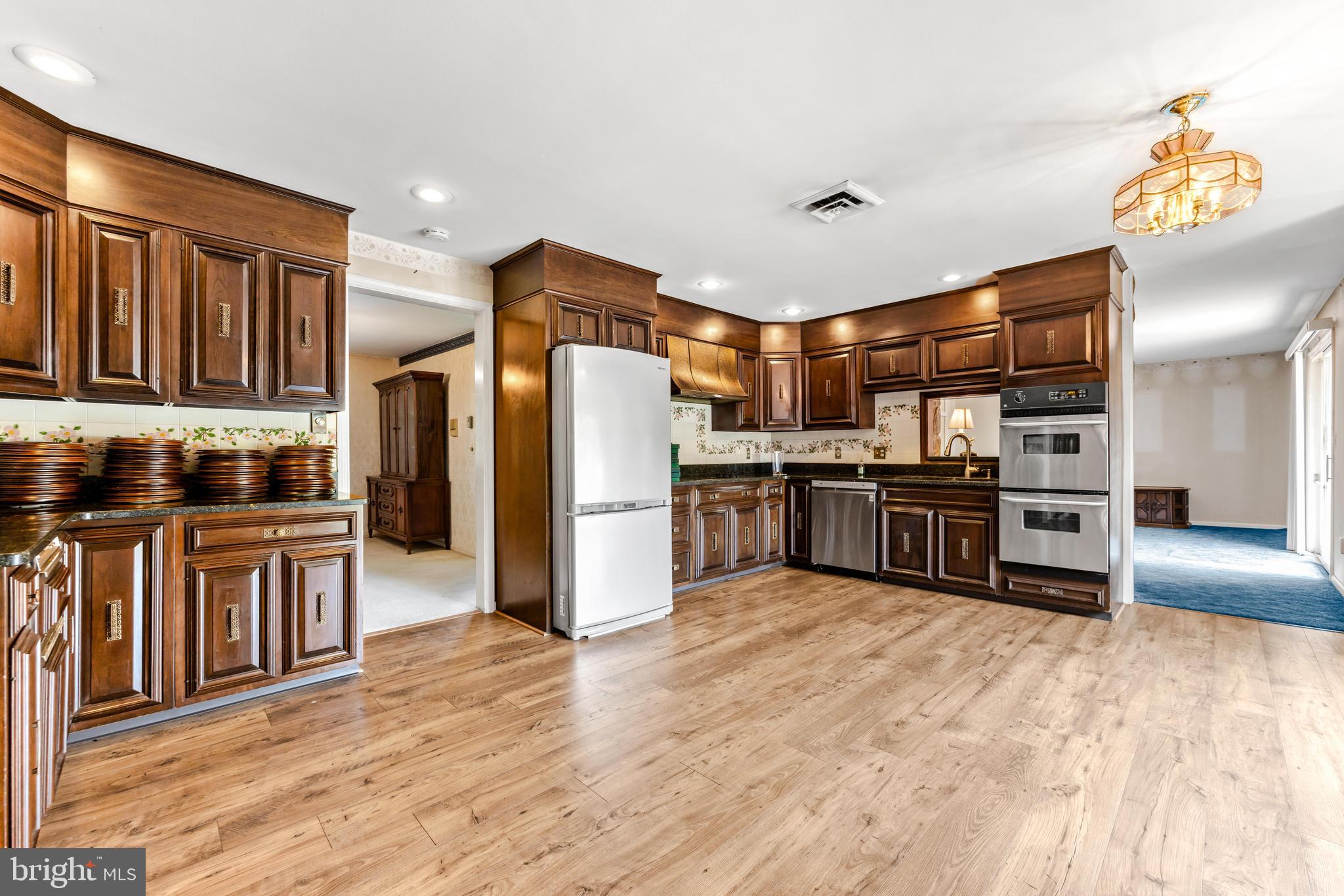 HANSON HILLS - Residential