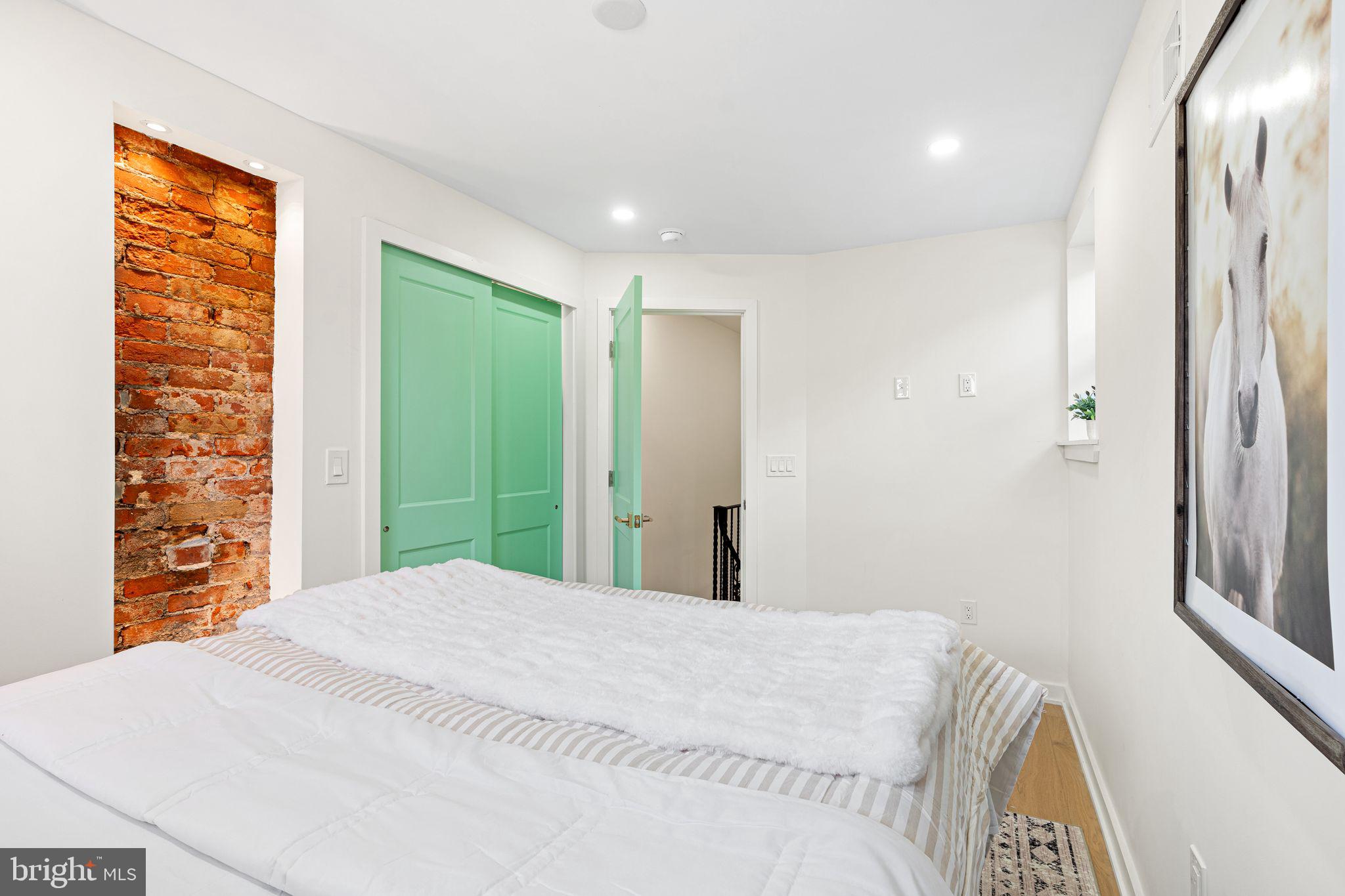 NEWBOLD - Residential