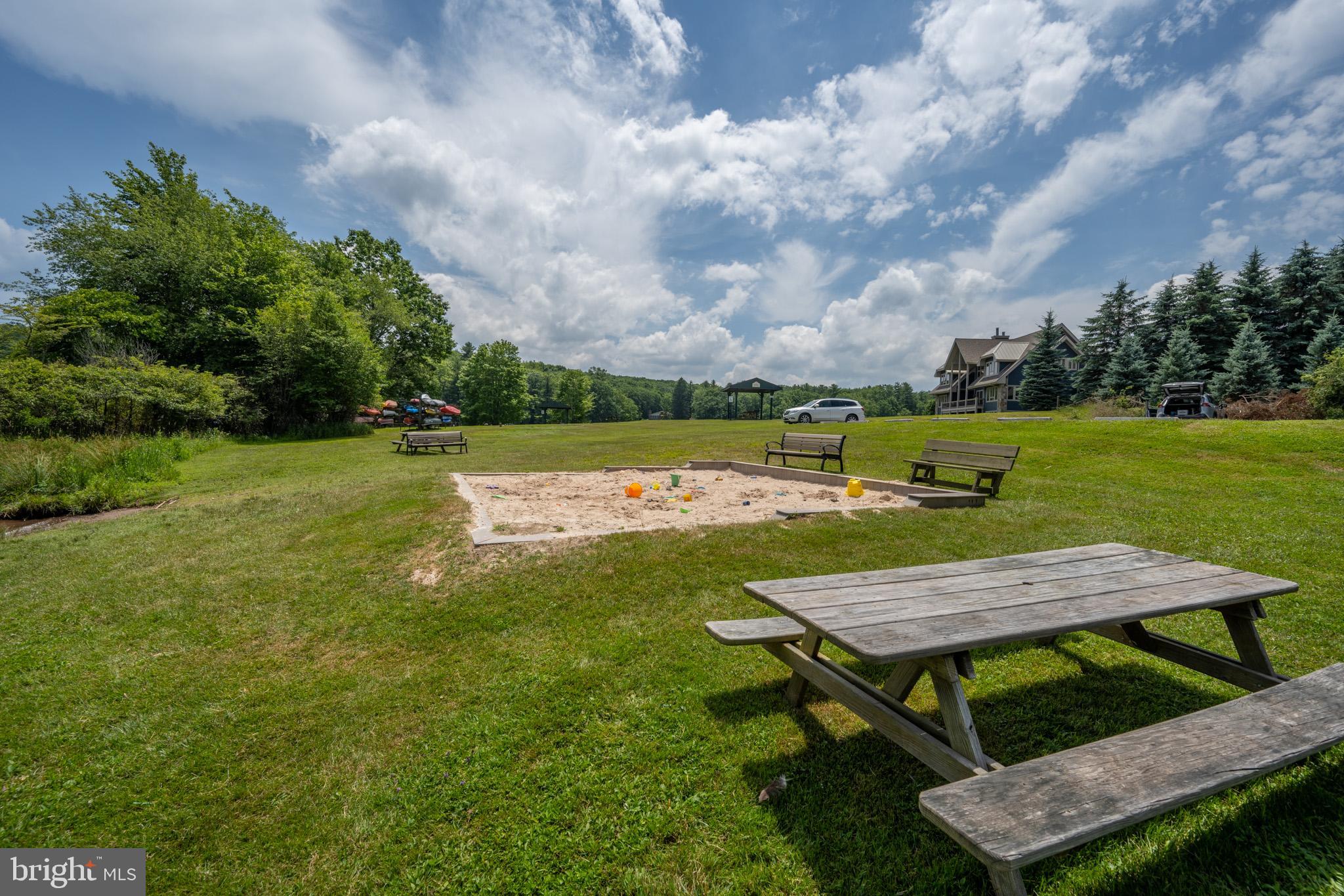 PARADISE RIDGE - Land