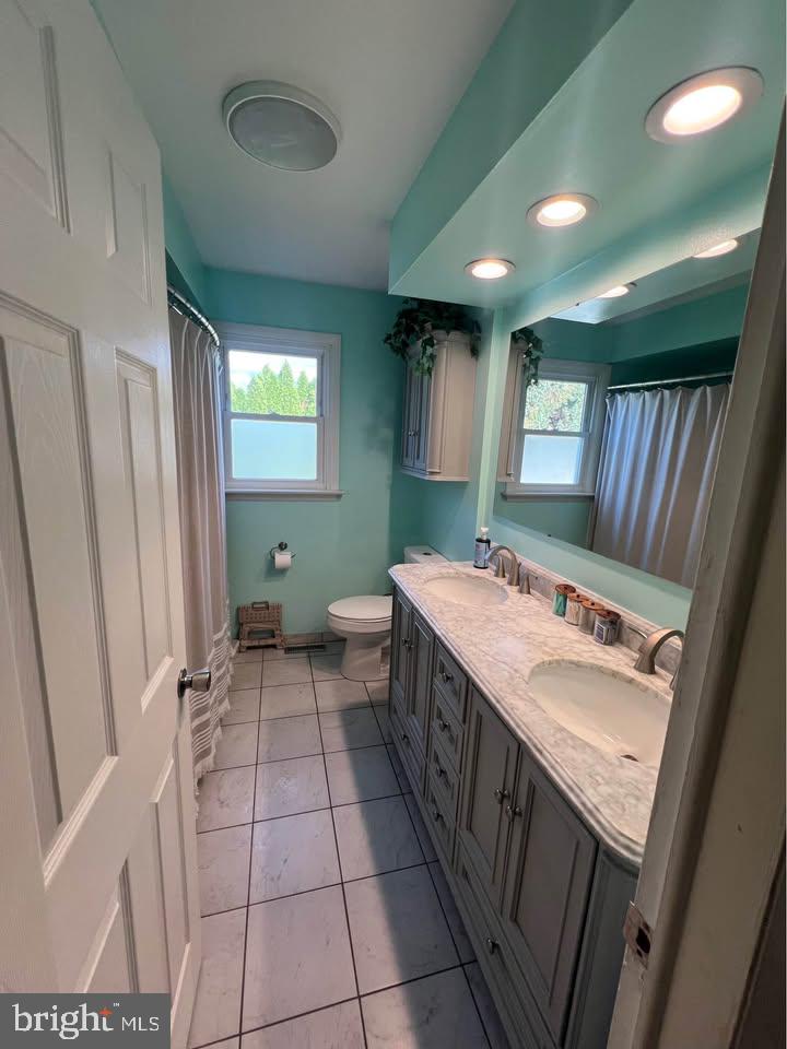 WEST CREEK HILLS - Residential Lease