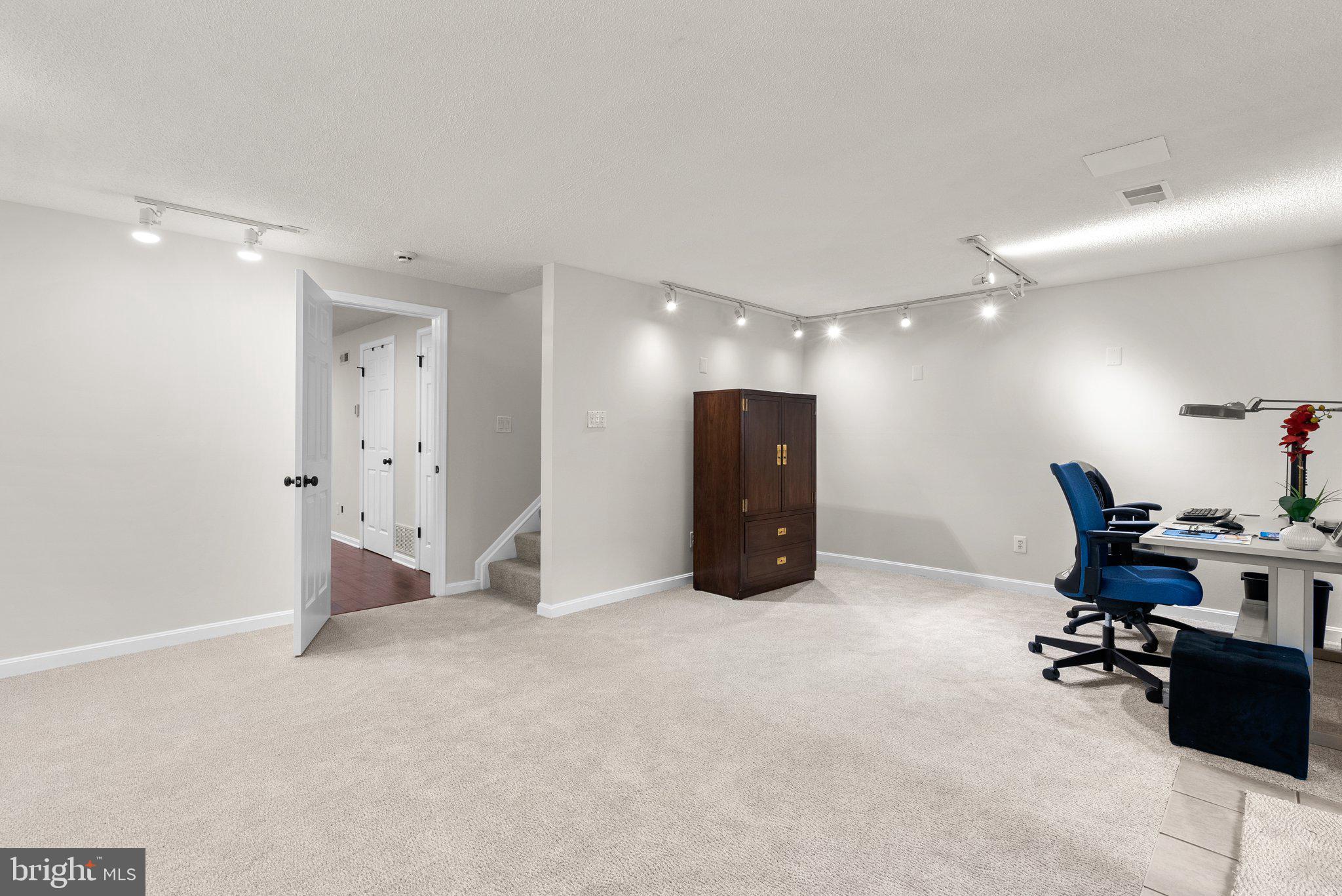 OWEN BROWN ESTATES - Residential