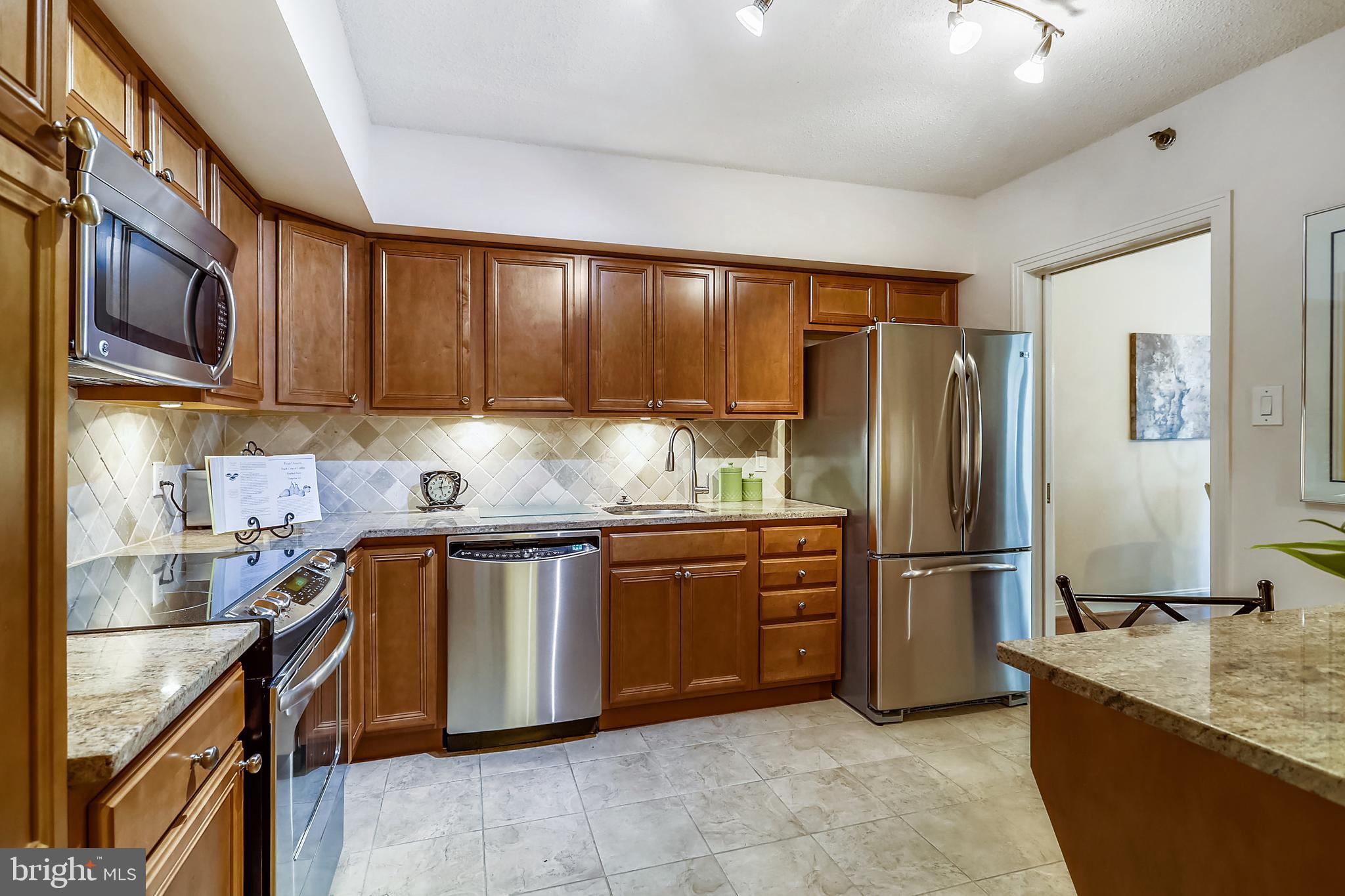 FRIENDSHIP HEIGHTS - Residential