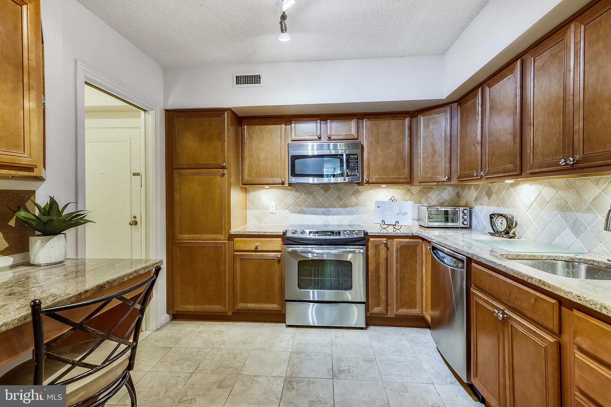 FRIENDSHIP HEIGHTS - Residential