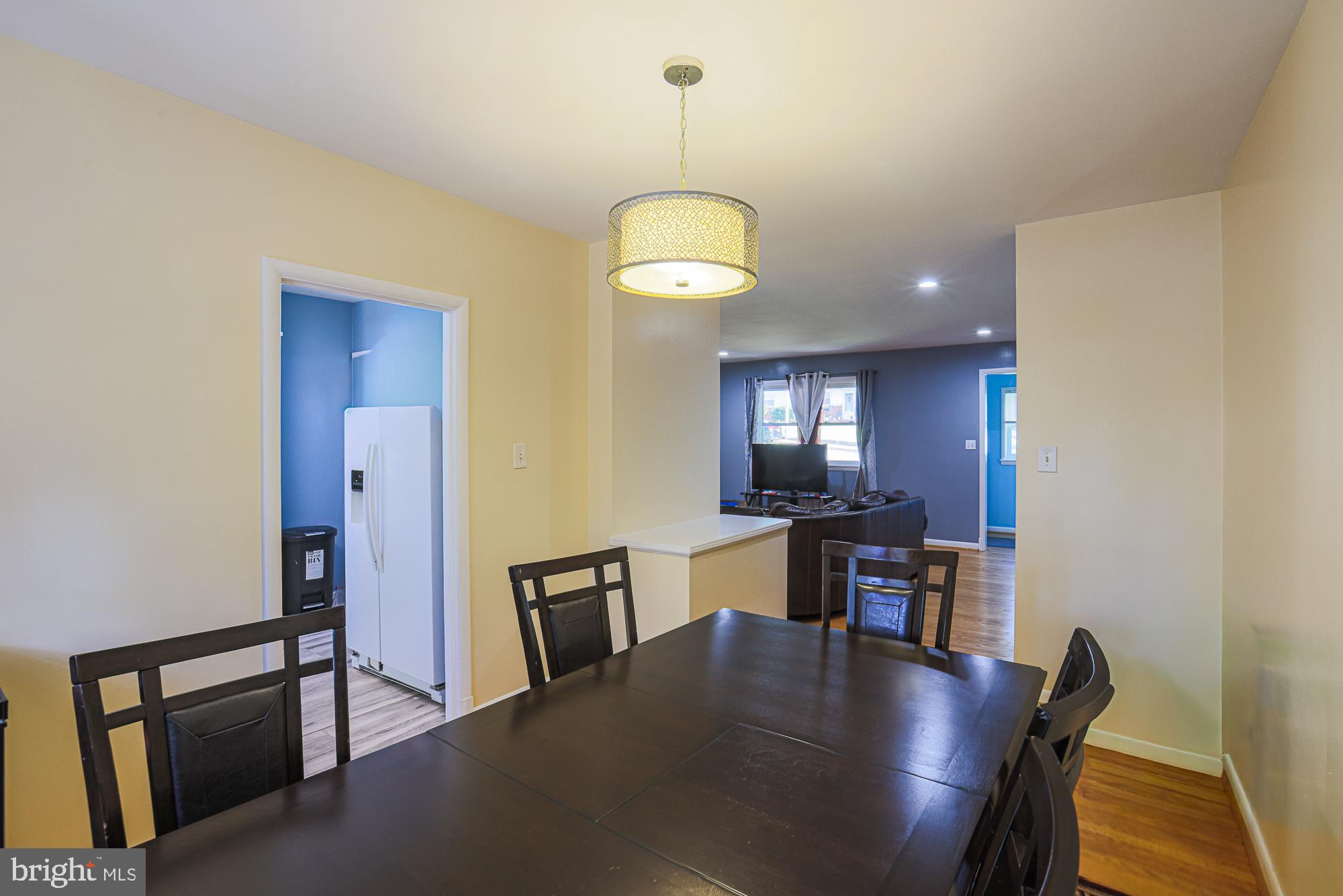 TEN HILLS - Residential