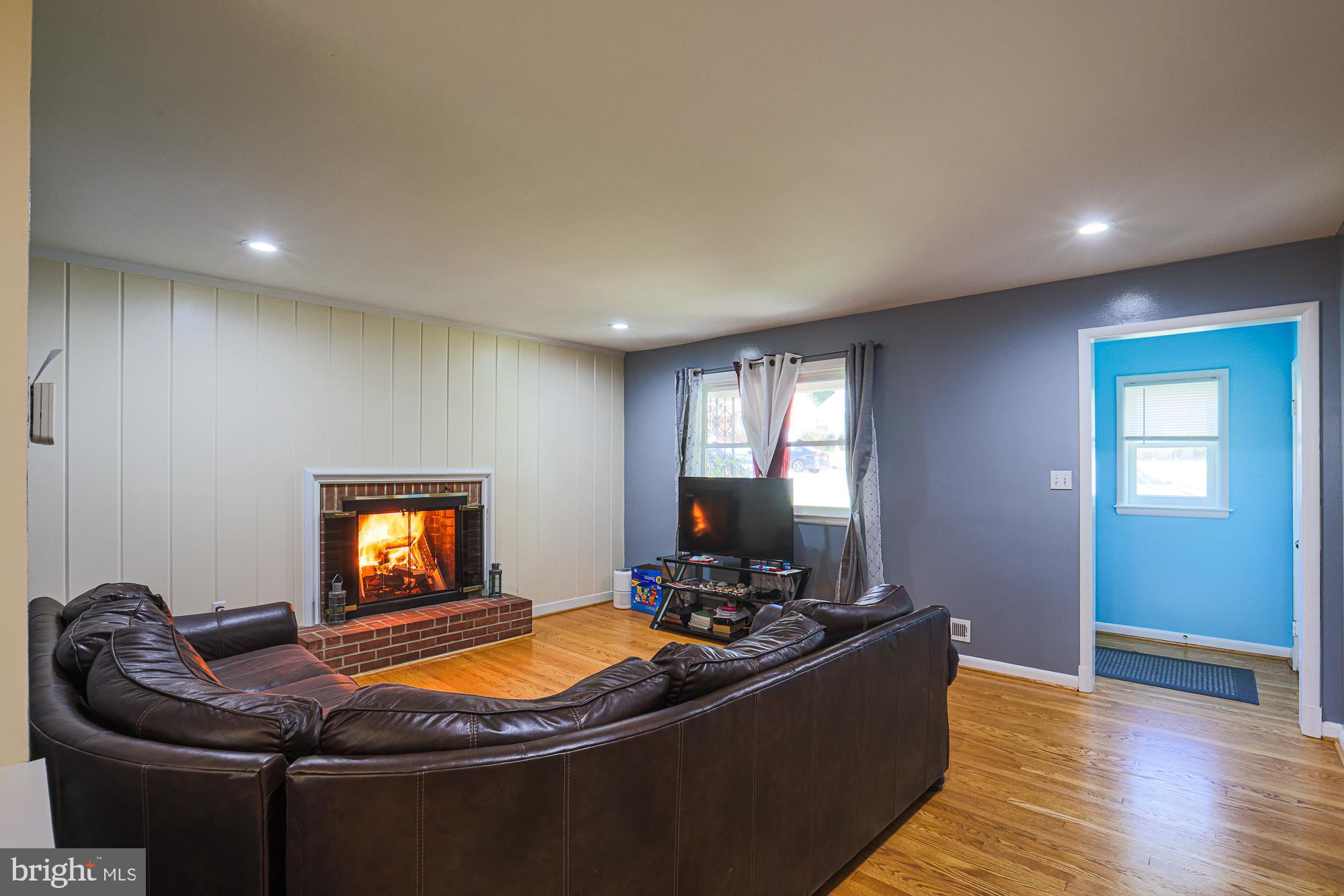 TEN HILLS - Residential