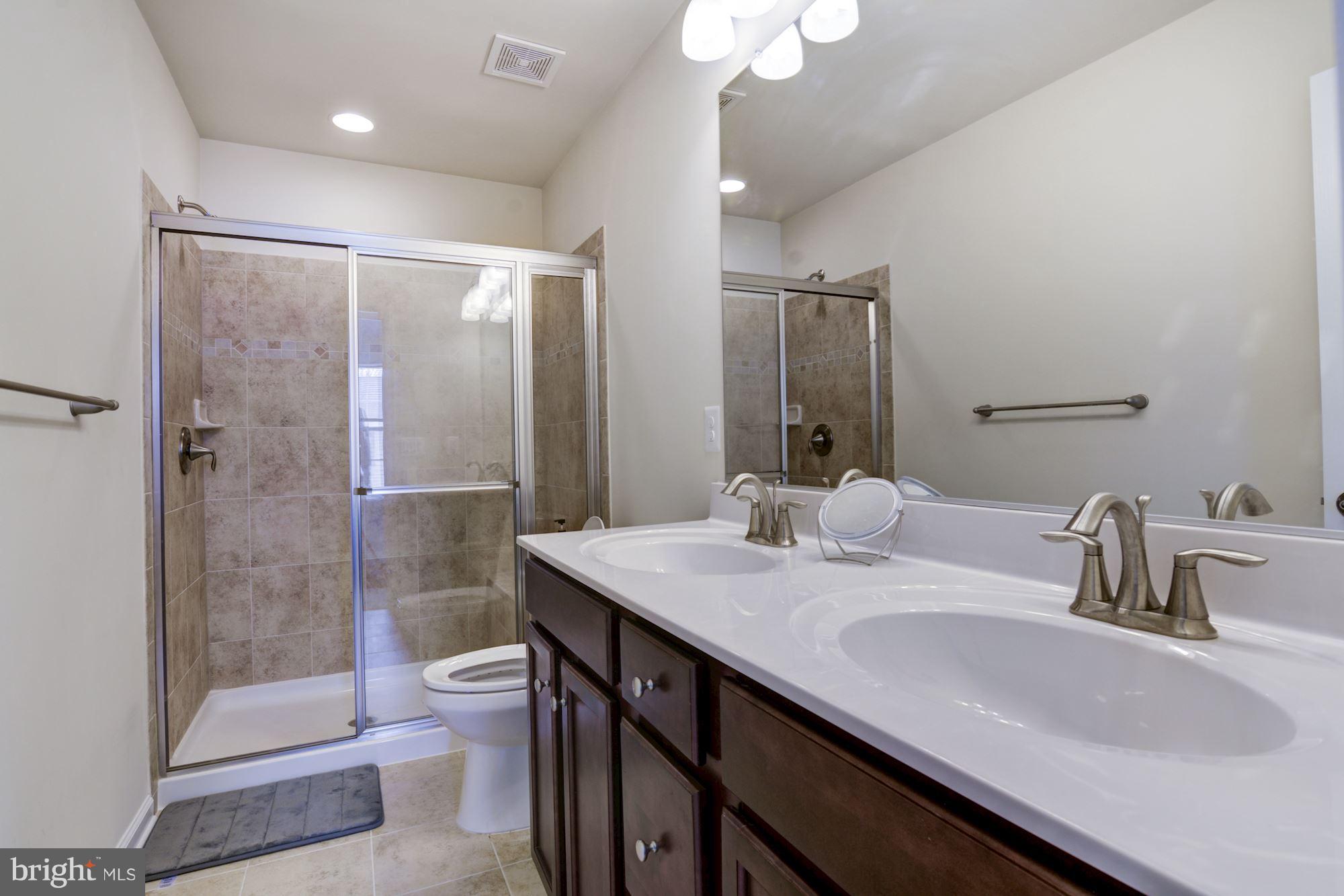 RAPPAHANNOCK LANDING - Residential Lease