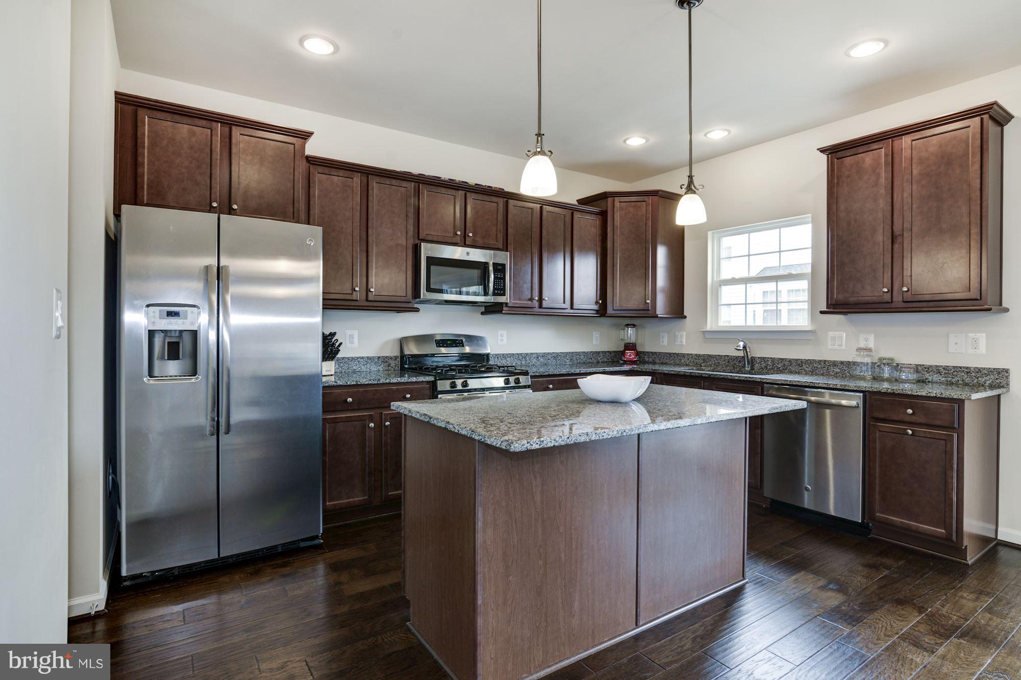 RAPPAHANNOCK LANDING - Residential Lease