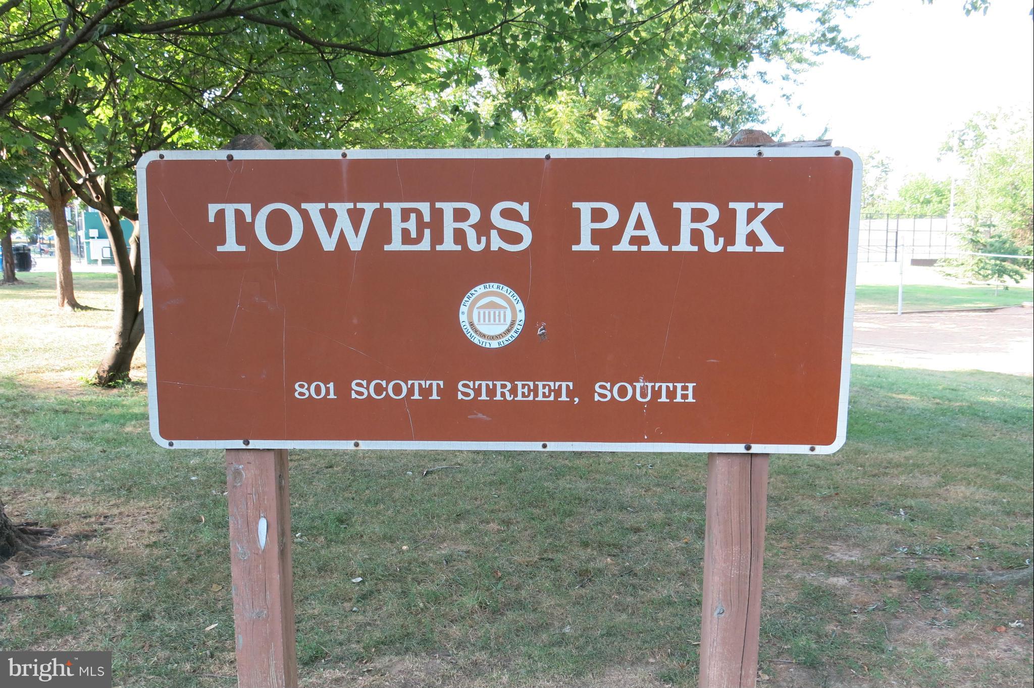 WESTHAMPTON MEWS - Residential