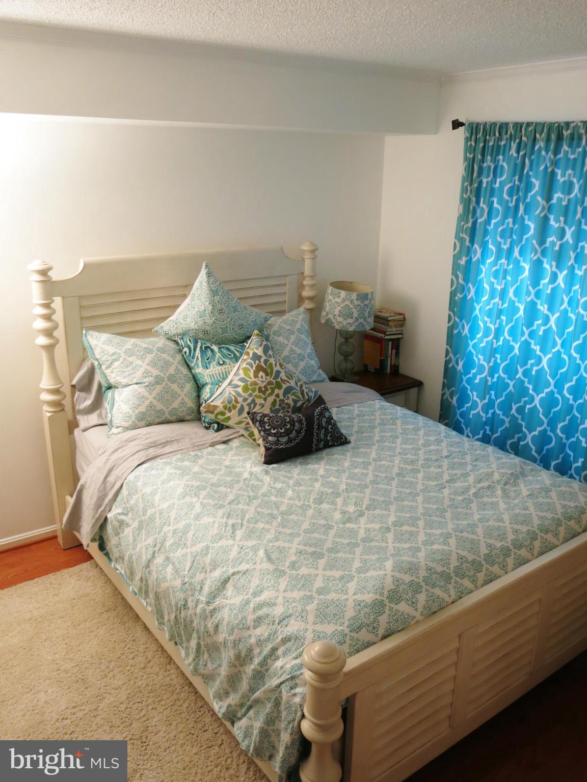 WESTHAMPTON MEWS - Residential