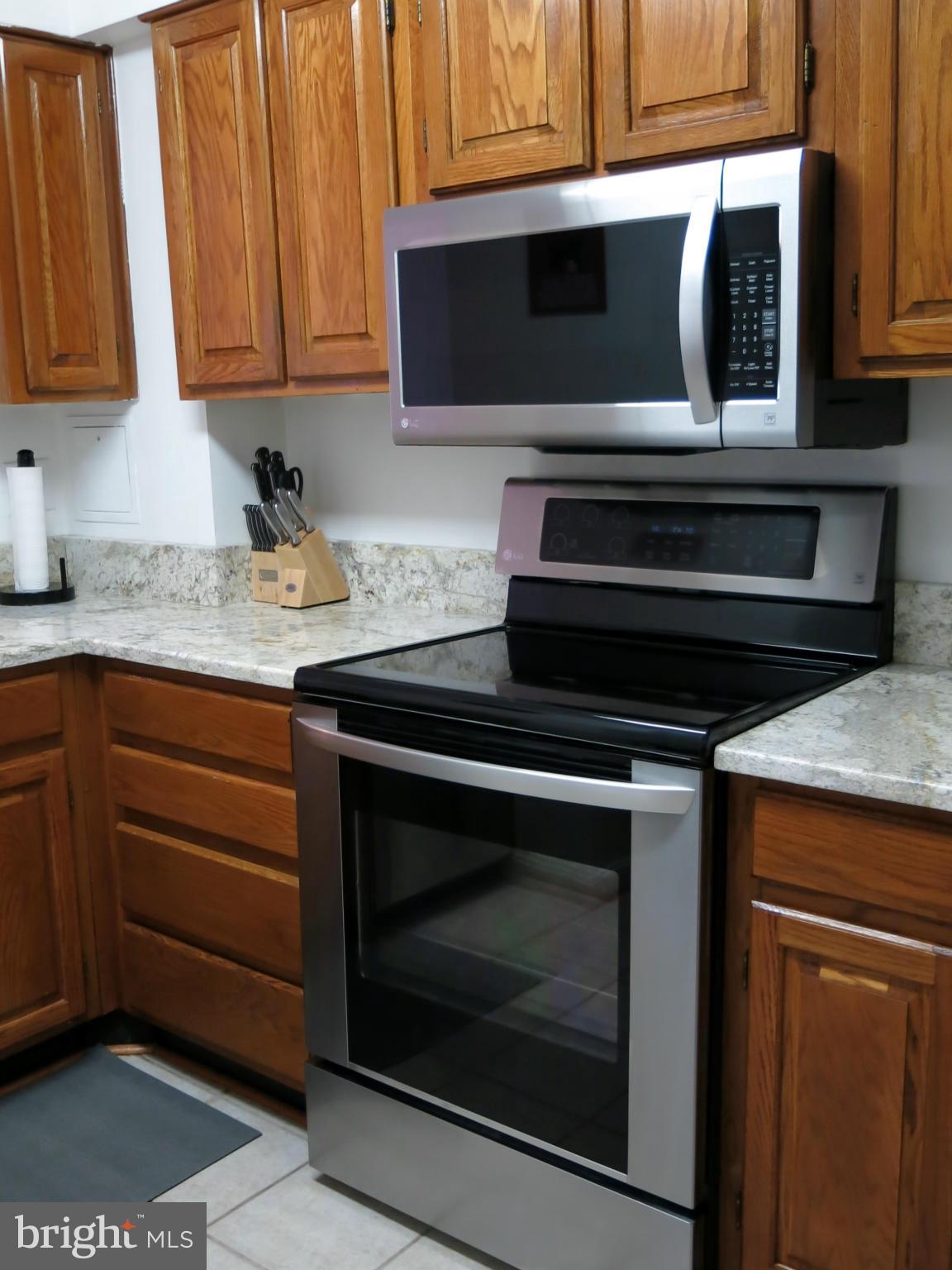 WESTHAMPTON MEWS - Residential