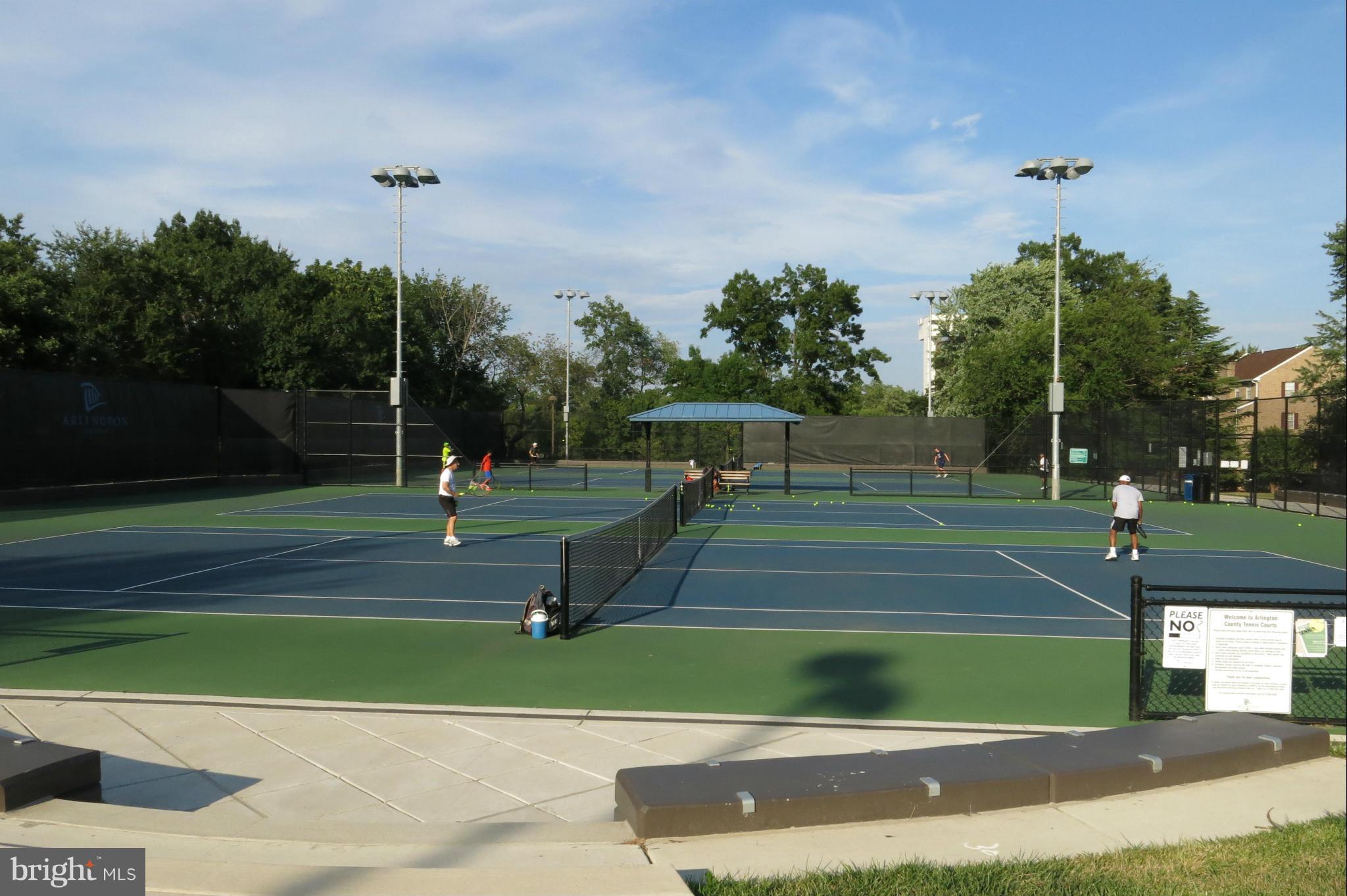 WESTHAMPTON MEWS - Residential