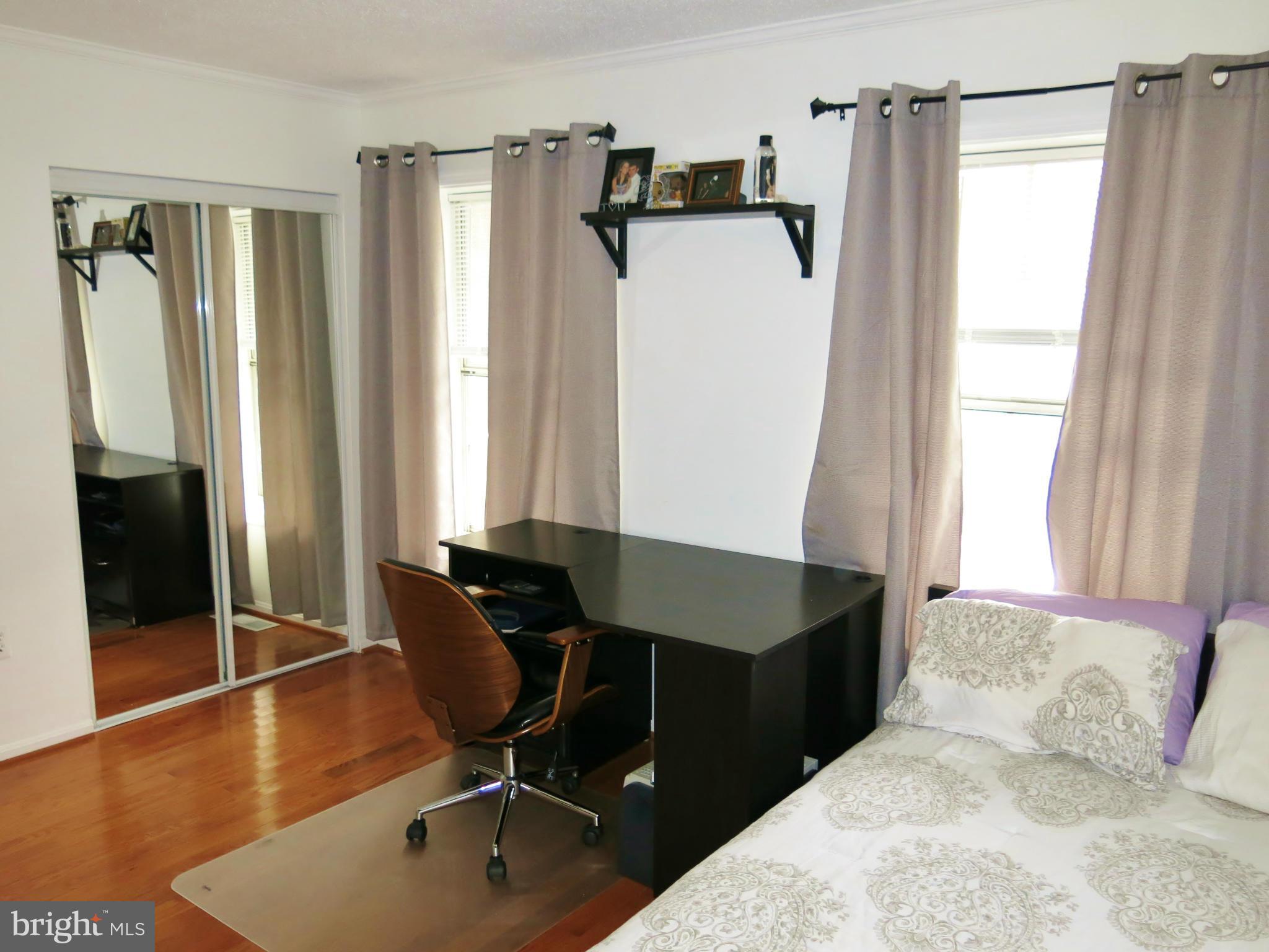 WESTHAMPTON MEWS - Residential