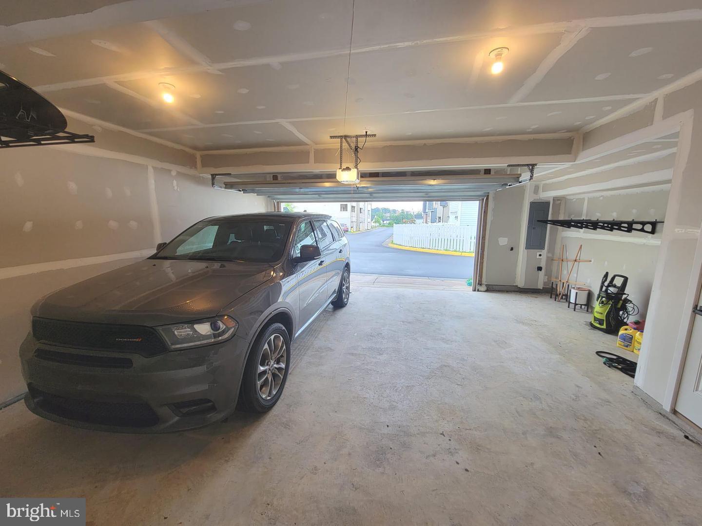 POTOMAC SHORES - Residential