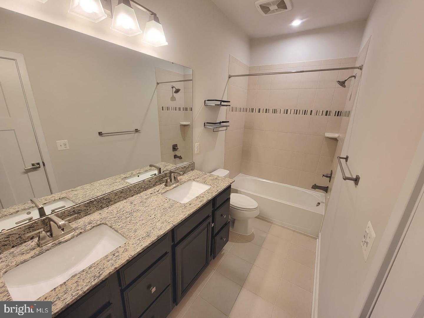 POTOMAC SHORES - Residential