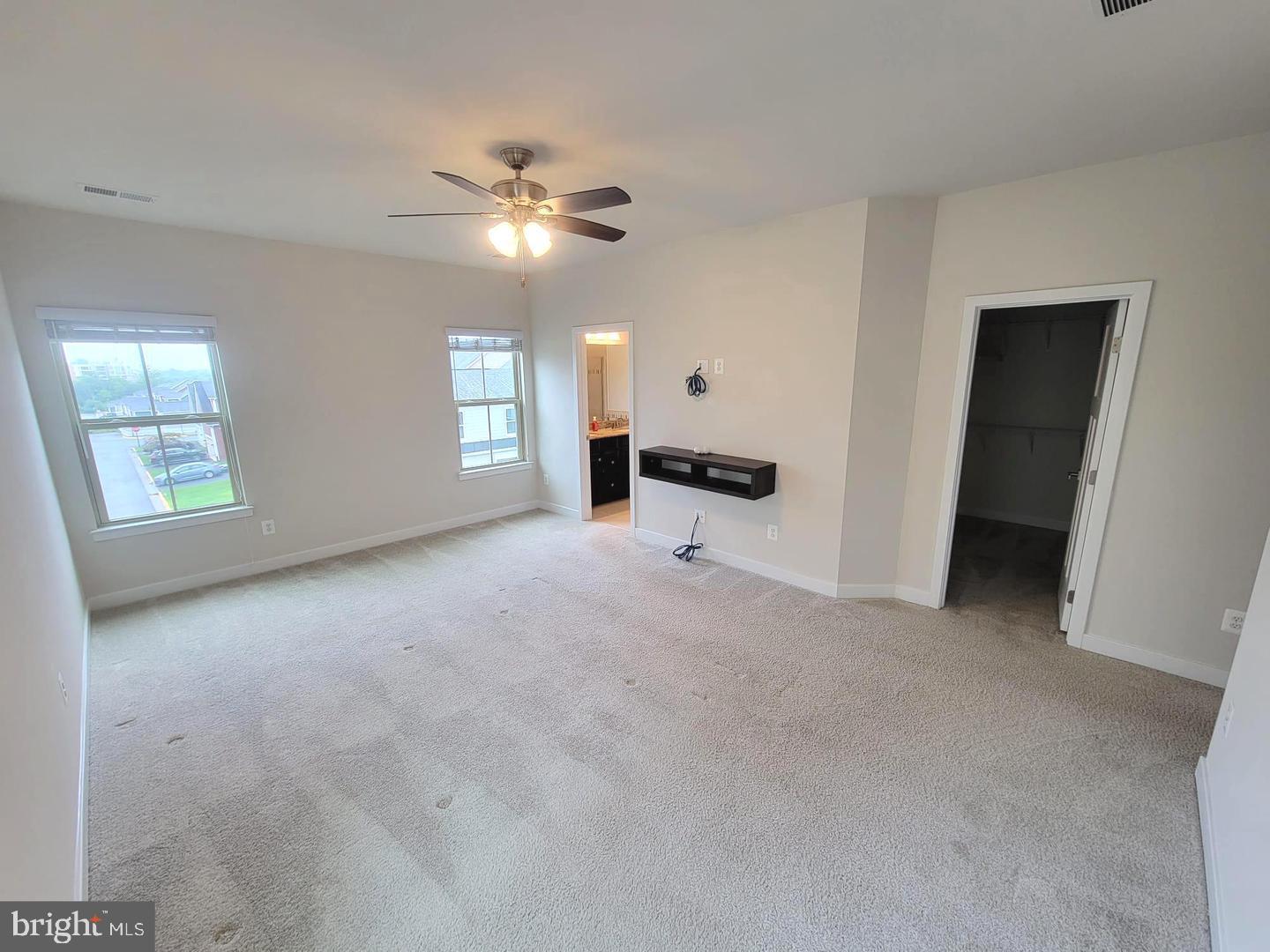 POTOMAC SHORES - Residential