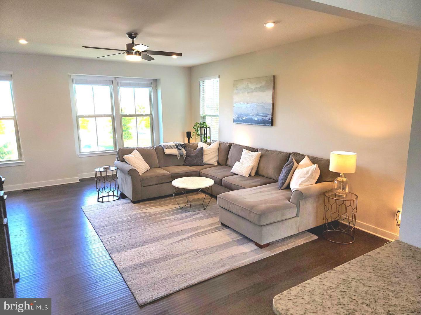 POTOMAC SHORES - Residential