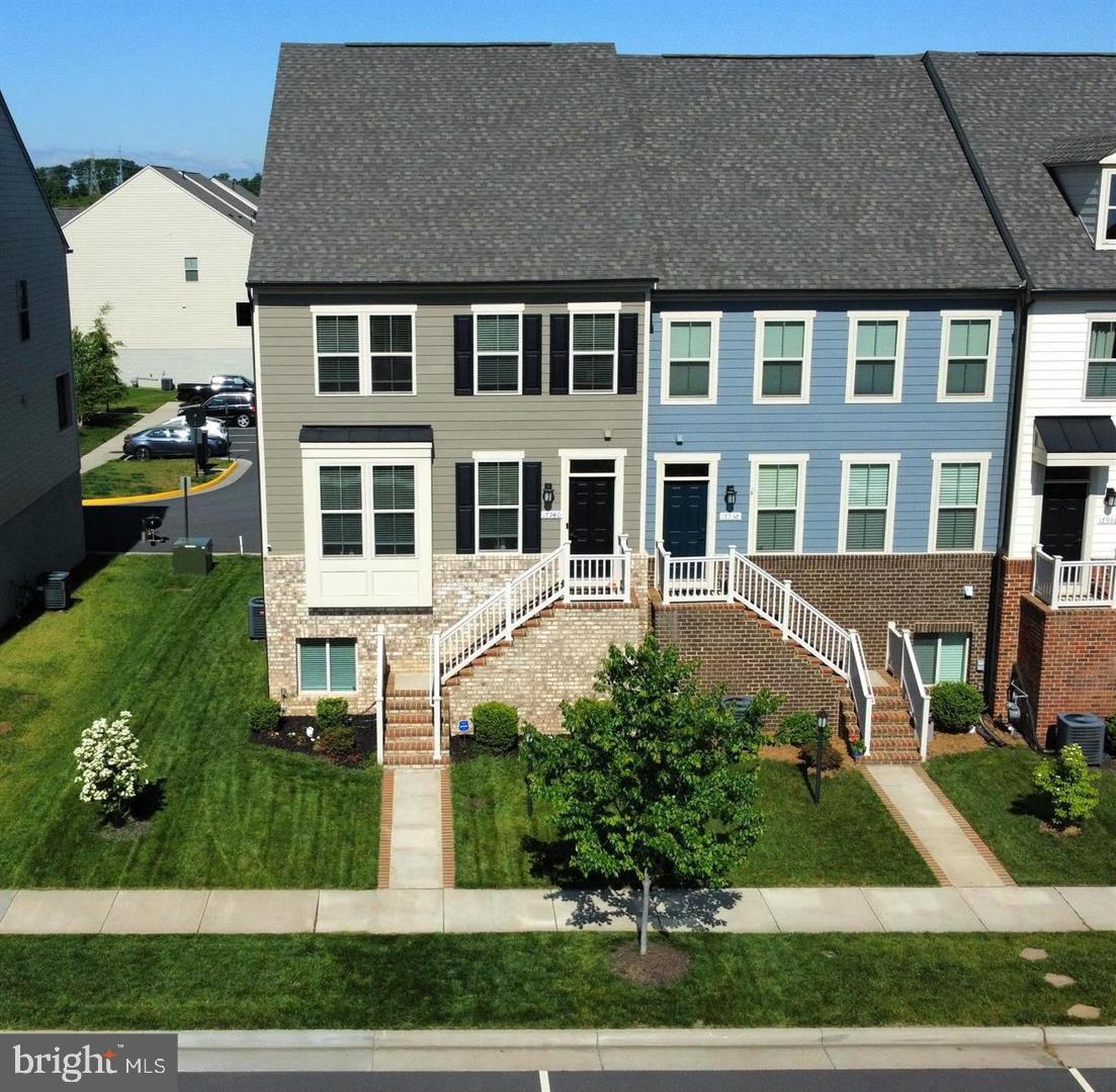 POTOMAC SHORES - Residential