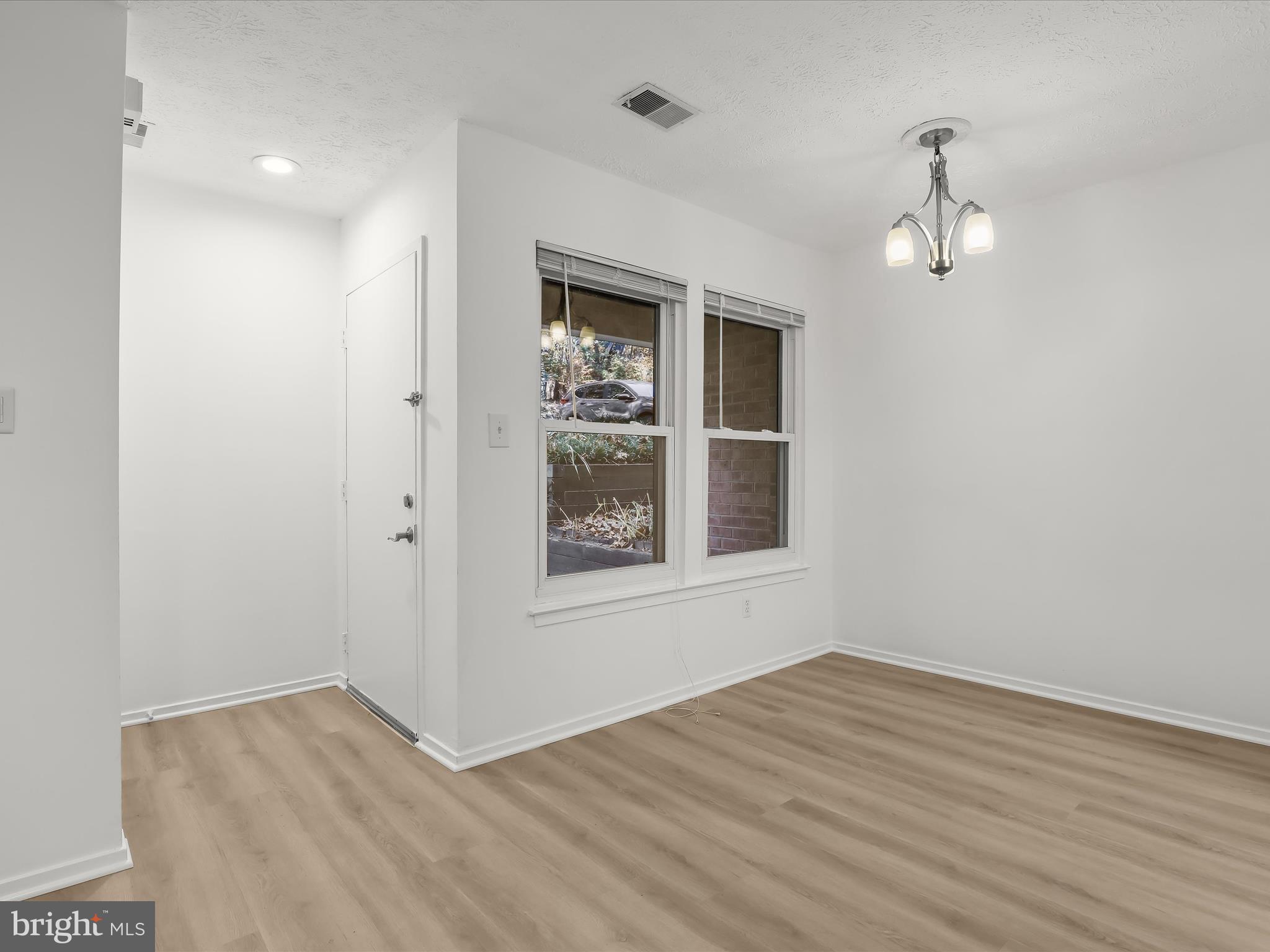 7517 WEATHER WORN WAY A