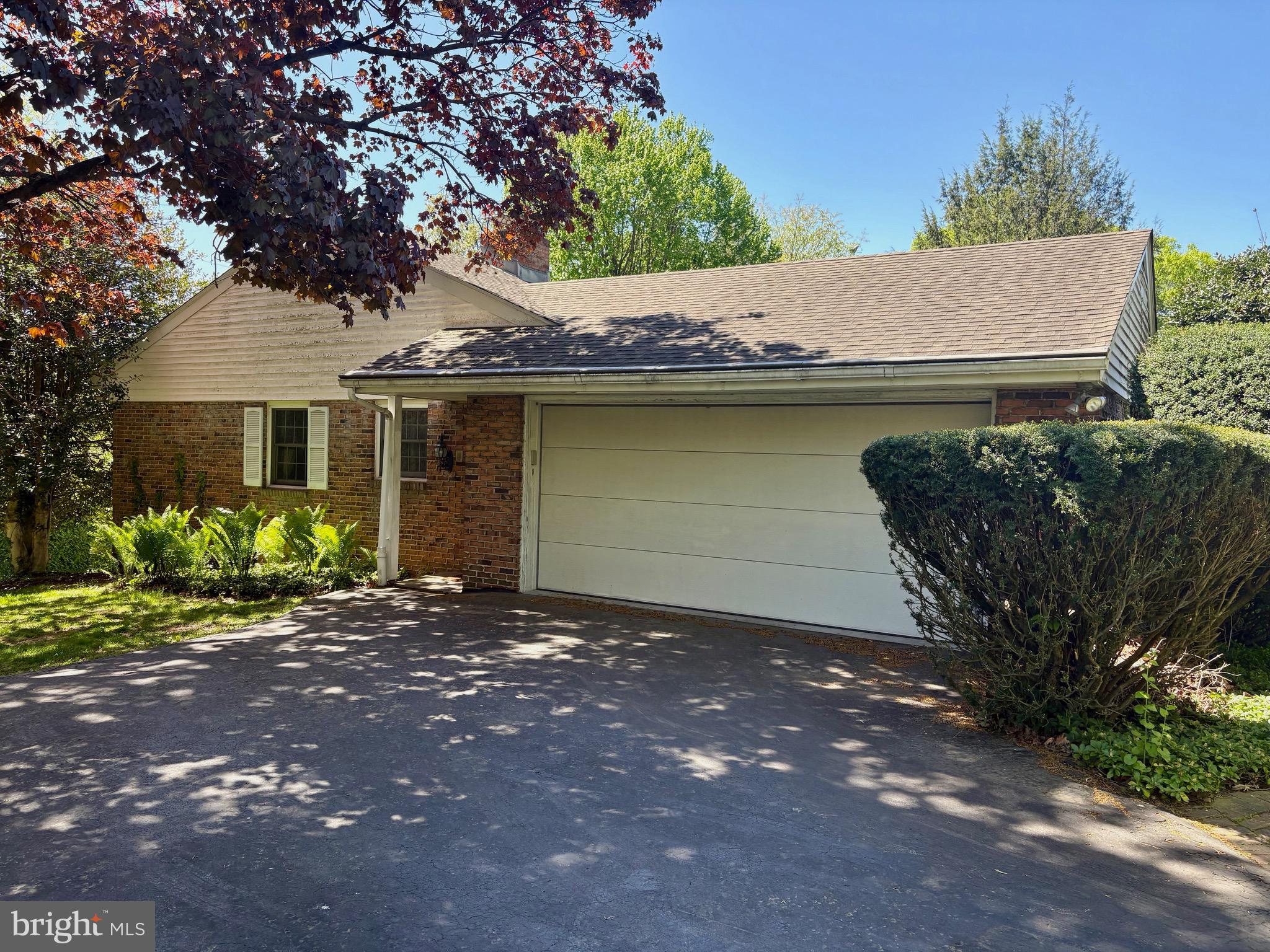 5 JEFFREY ROAD