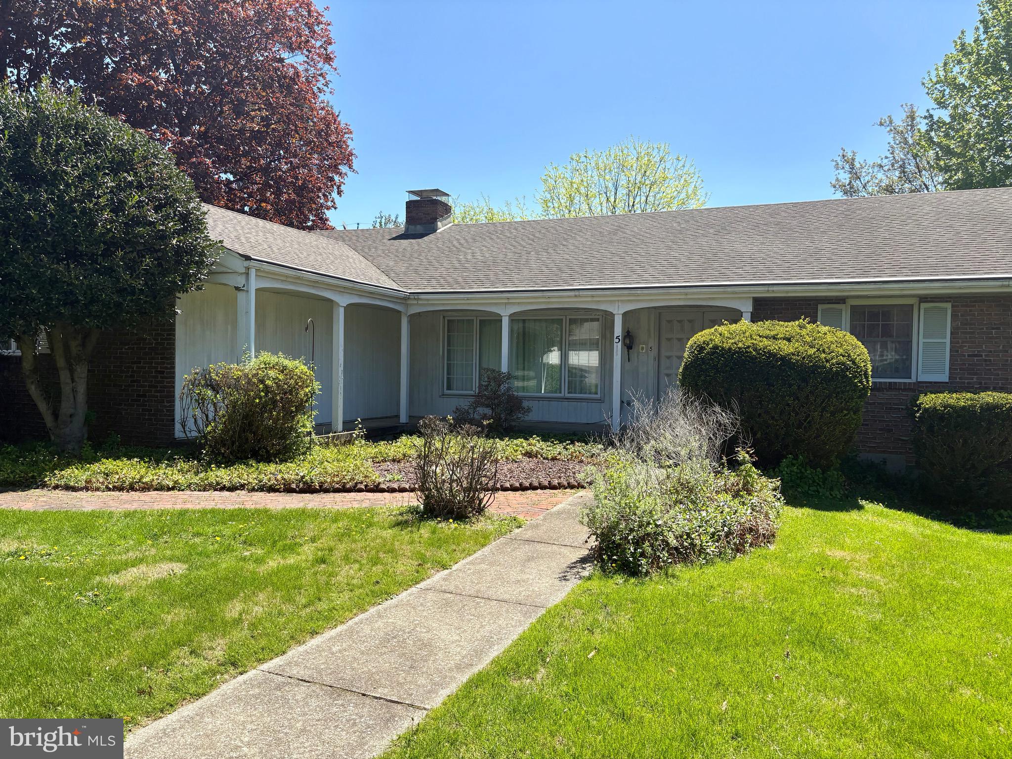 5 JEFFREY ROAD
