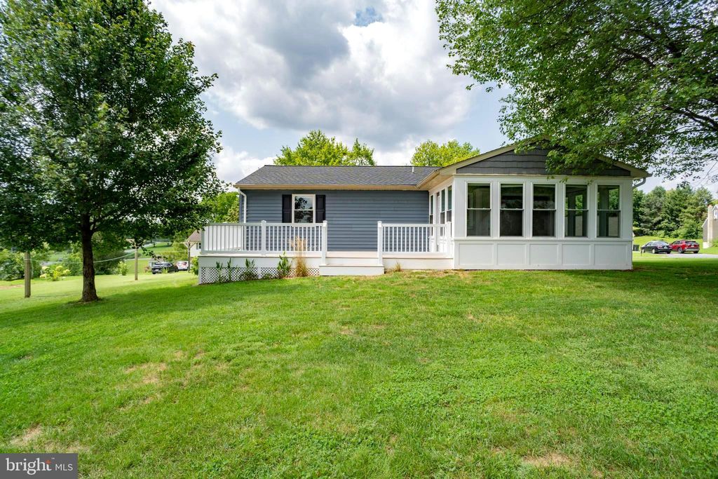 Photo of 108 Sharona Drive, Lititz, PA 17543 (MLS # PALA2055318)