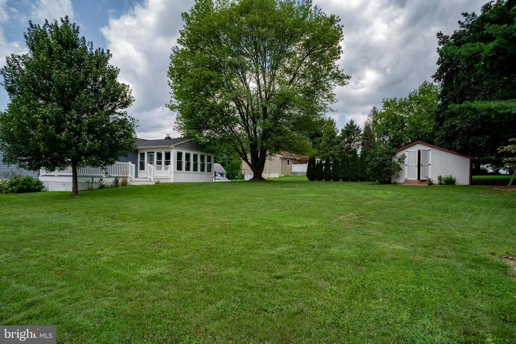 Photo of 108 Sharona Drive, Lititz, PA 17543 (MLS # PALA2055318)