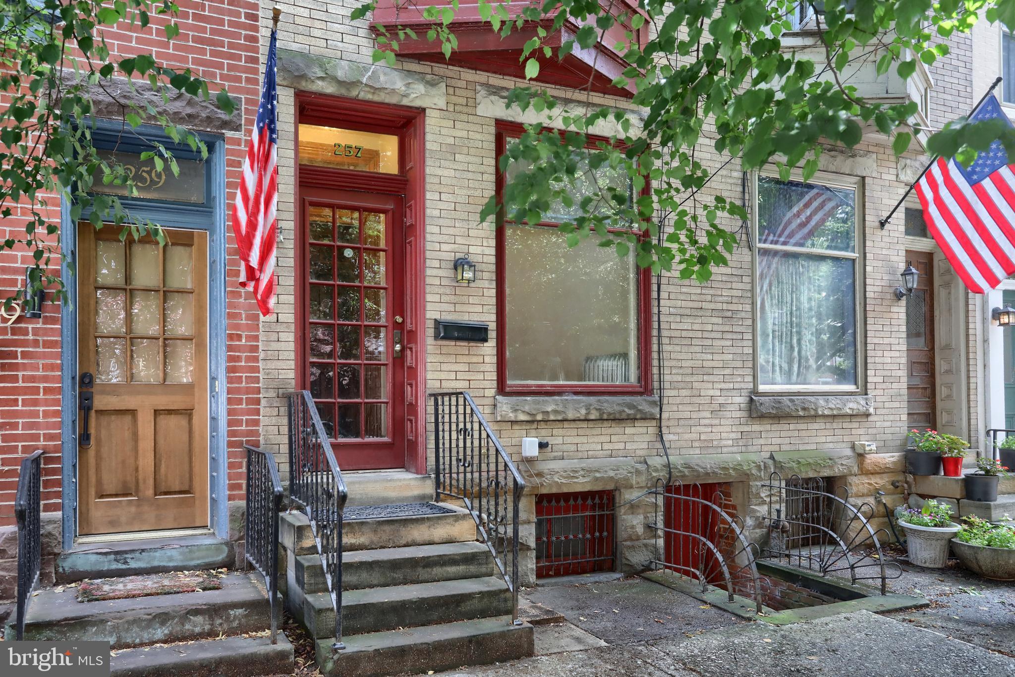 257 BOAS STREET
