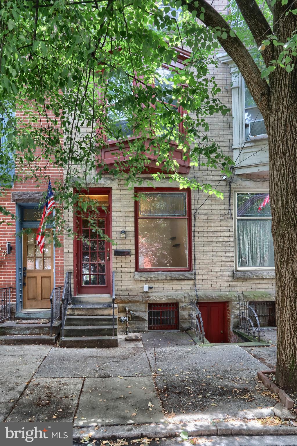 257 BOAS STREET