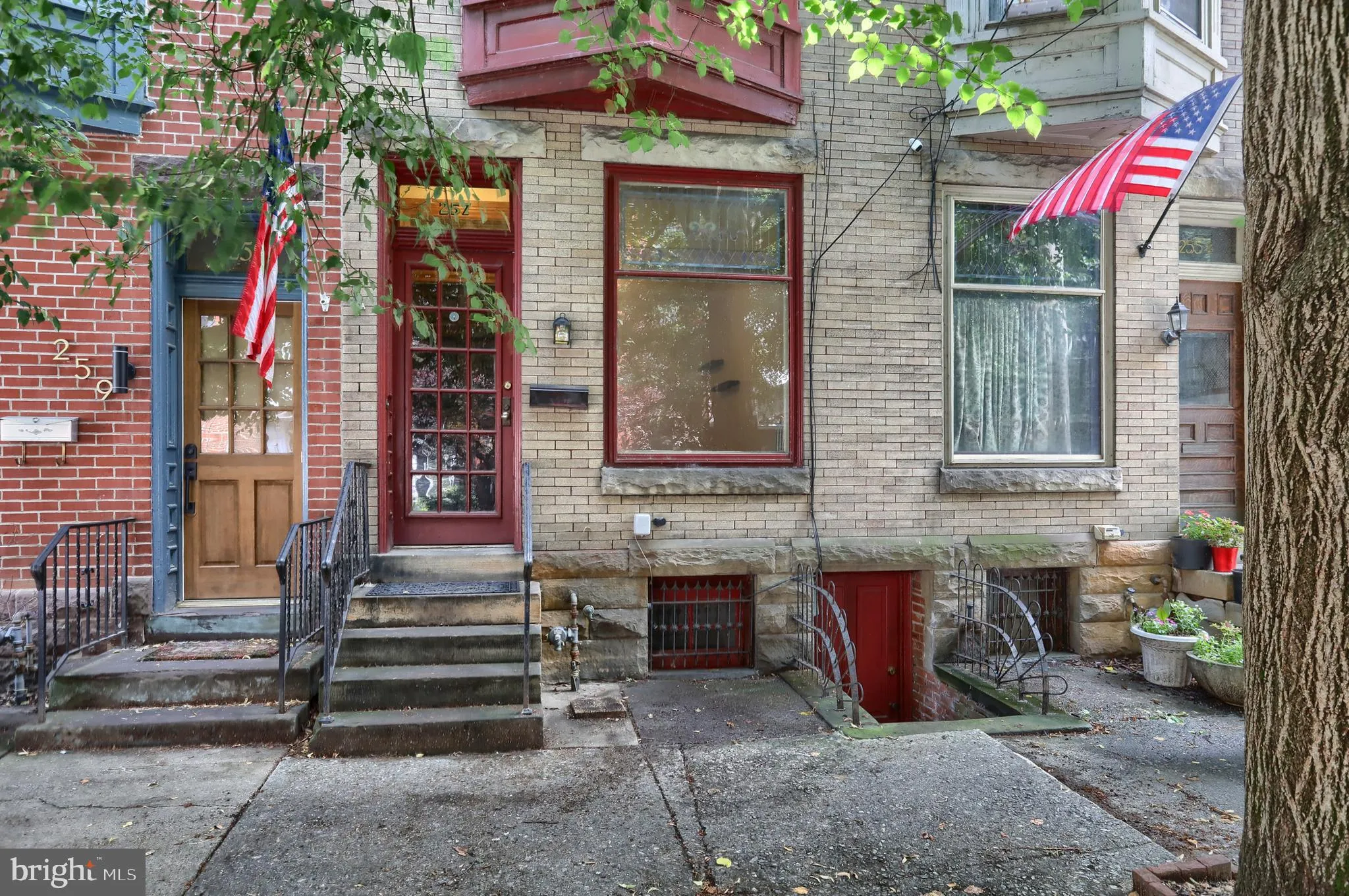 Harrisburg, Pennsylvania 17102, United States, 4 Bedrooms Bedrooms, ,1 BathroomBathrooms,Residential,Active,165268